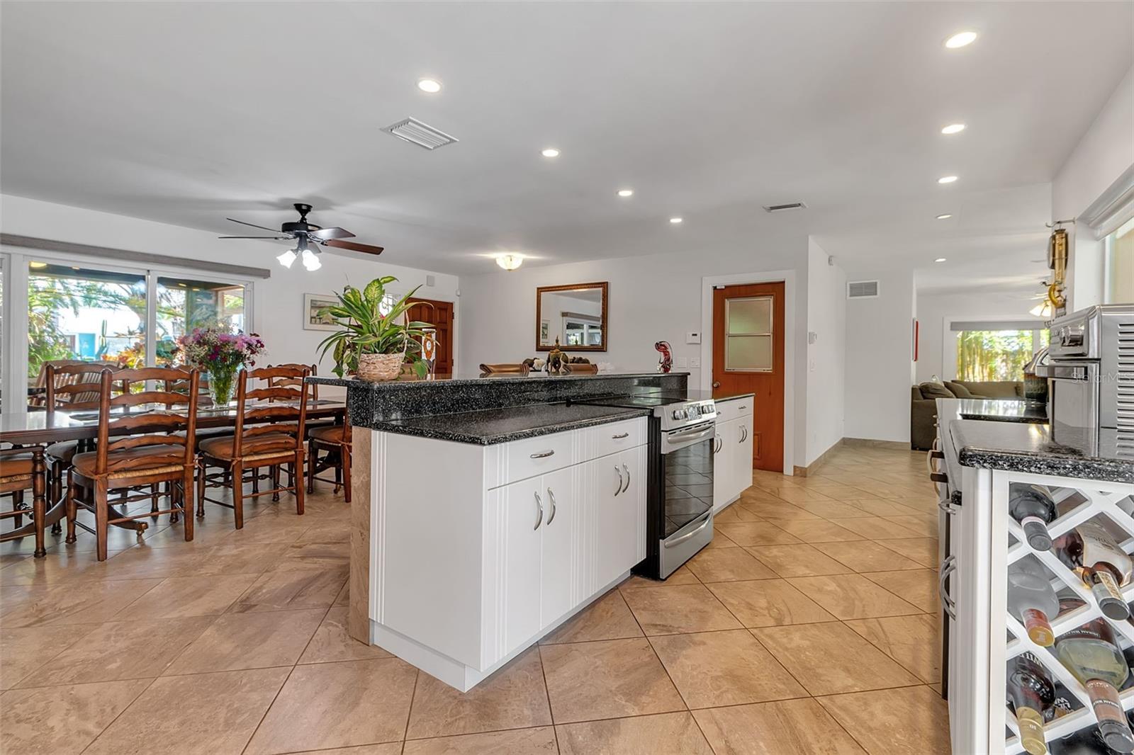 Image 14 of 64 For 7908 19th Avenue Drive W