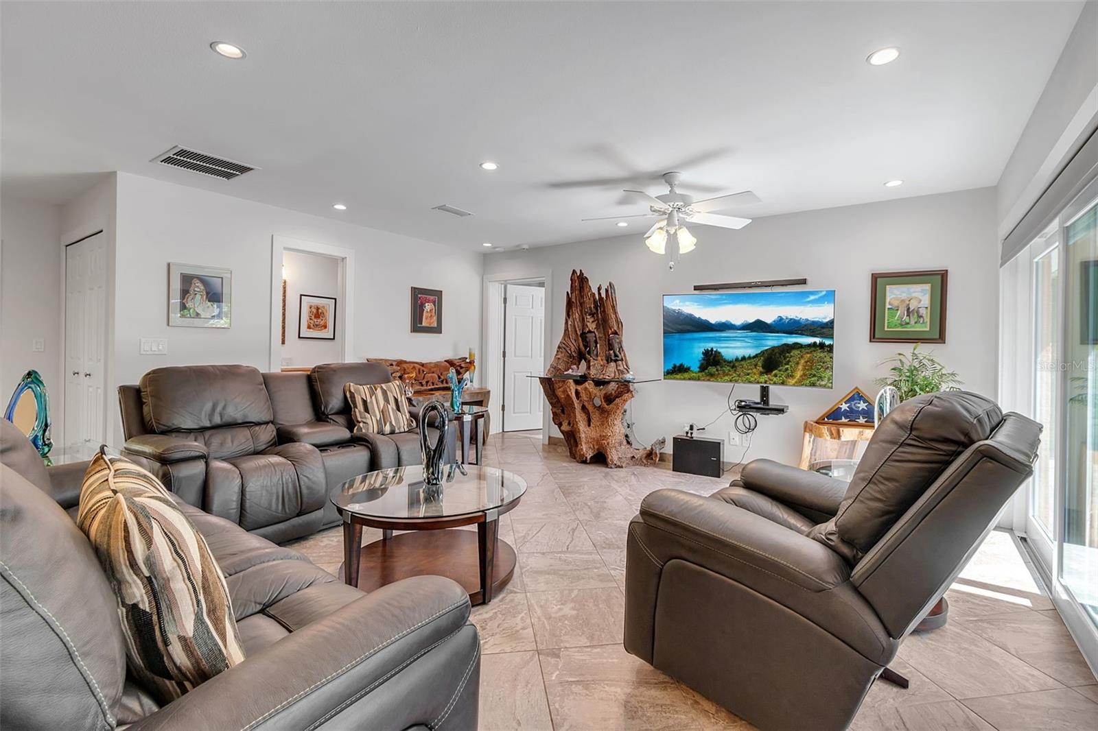 Image 16 of 64 For 7908 19th Avenue Drive W