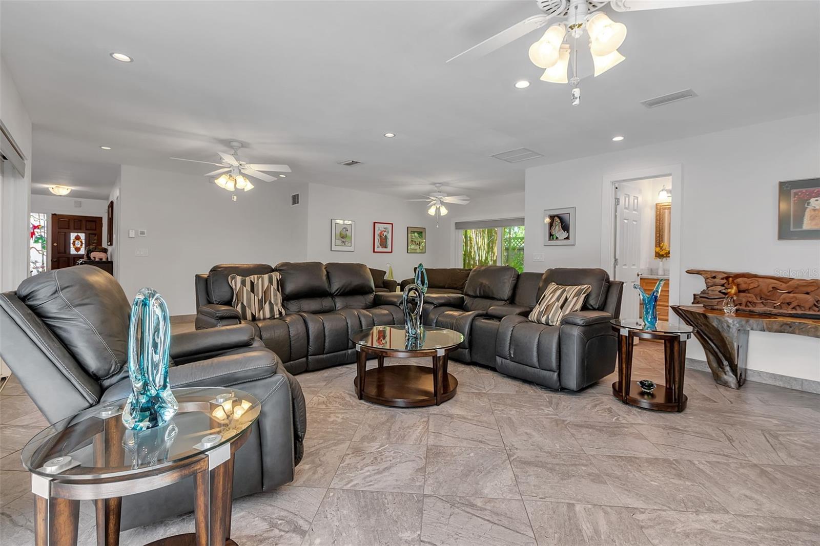 Image 19 of 64 For 7908 19th Avenue Drive W