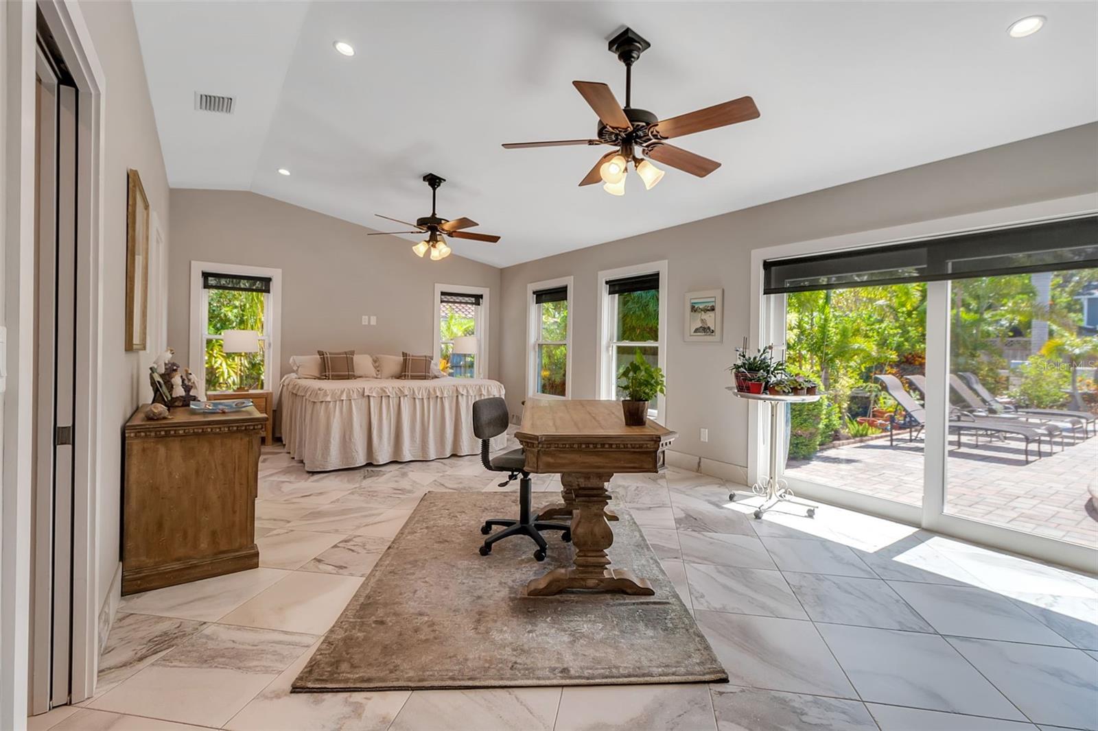 Image 21 of 64 For 7908 19th Avenue Drive W