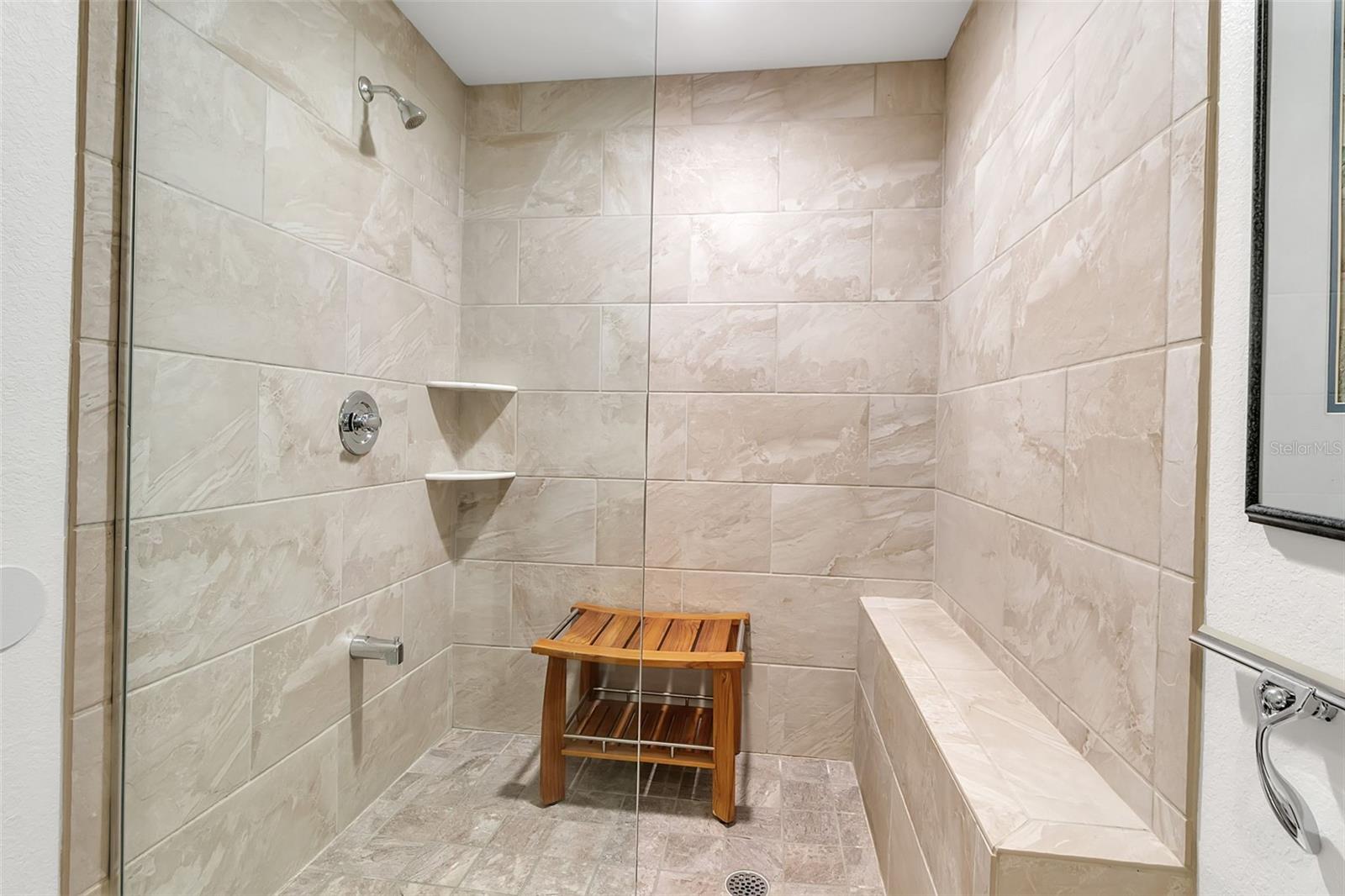Image 39 of 64 For 7908 19th Avenue Drive W