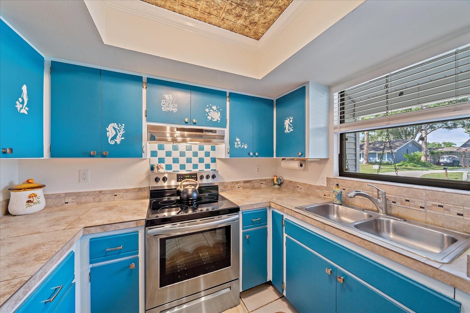 Image 13 of 37 For 3950 Vana Drive