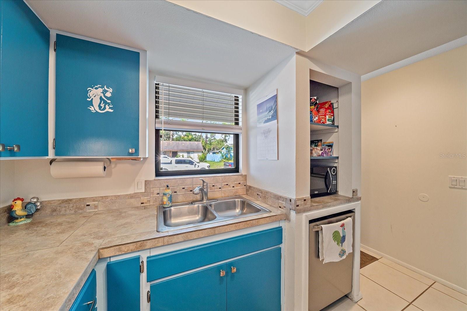 Image 15 of 37 For 3950 Vana Drive