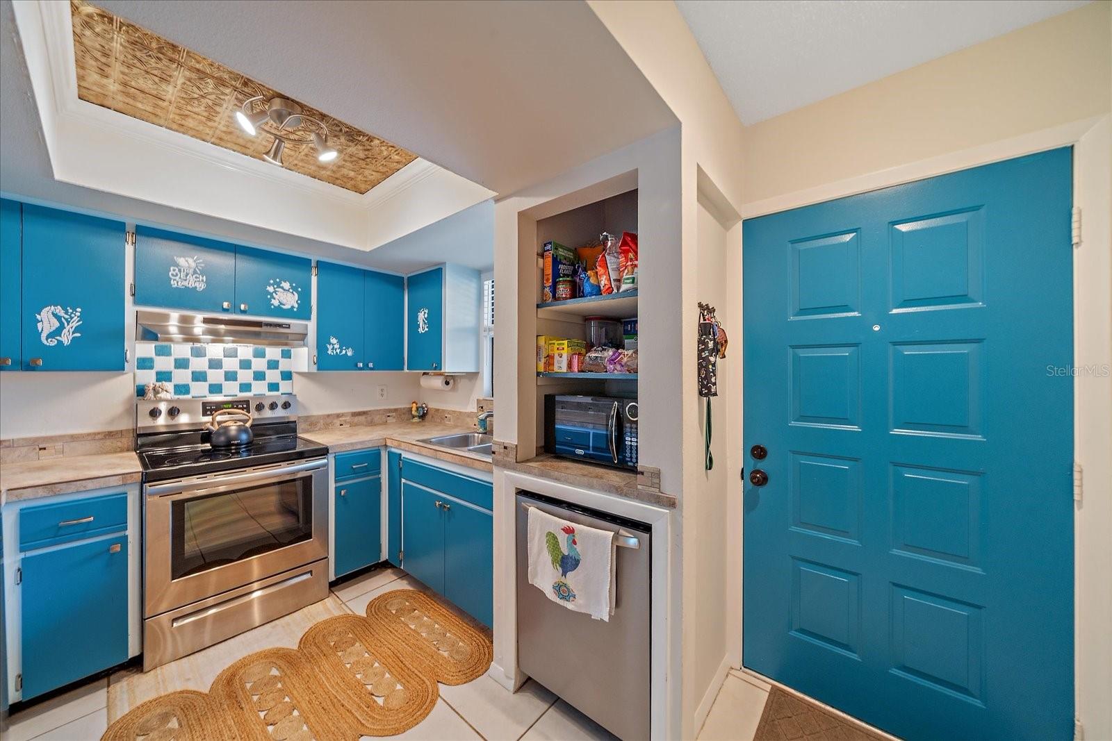 Image 16 of 37 For 3950 Vana Drive