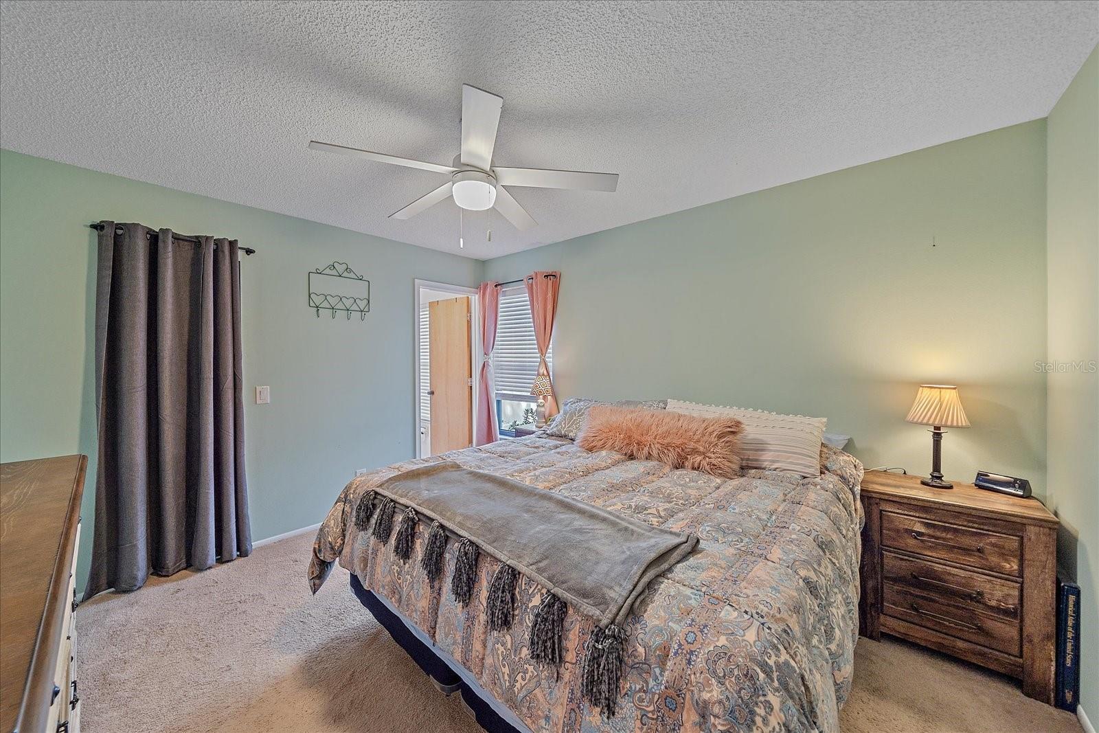 Image 17 of 37 For 3950 Vana Drive