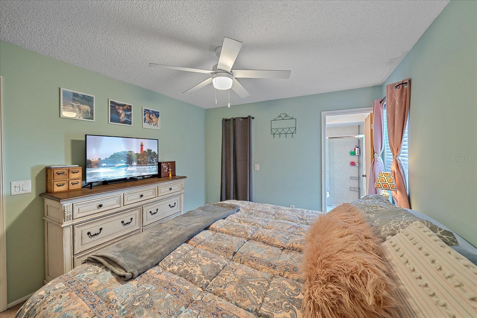 Image 18 of 37 For 3950 Vana Drive