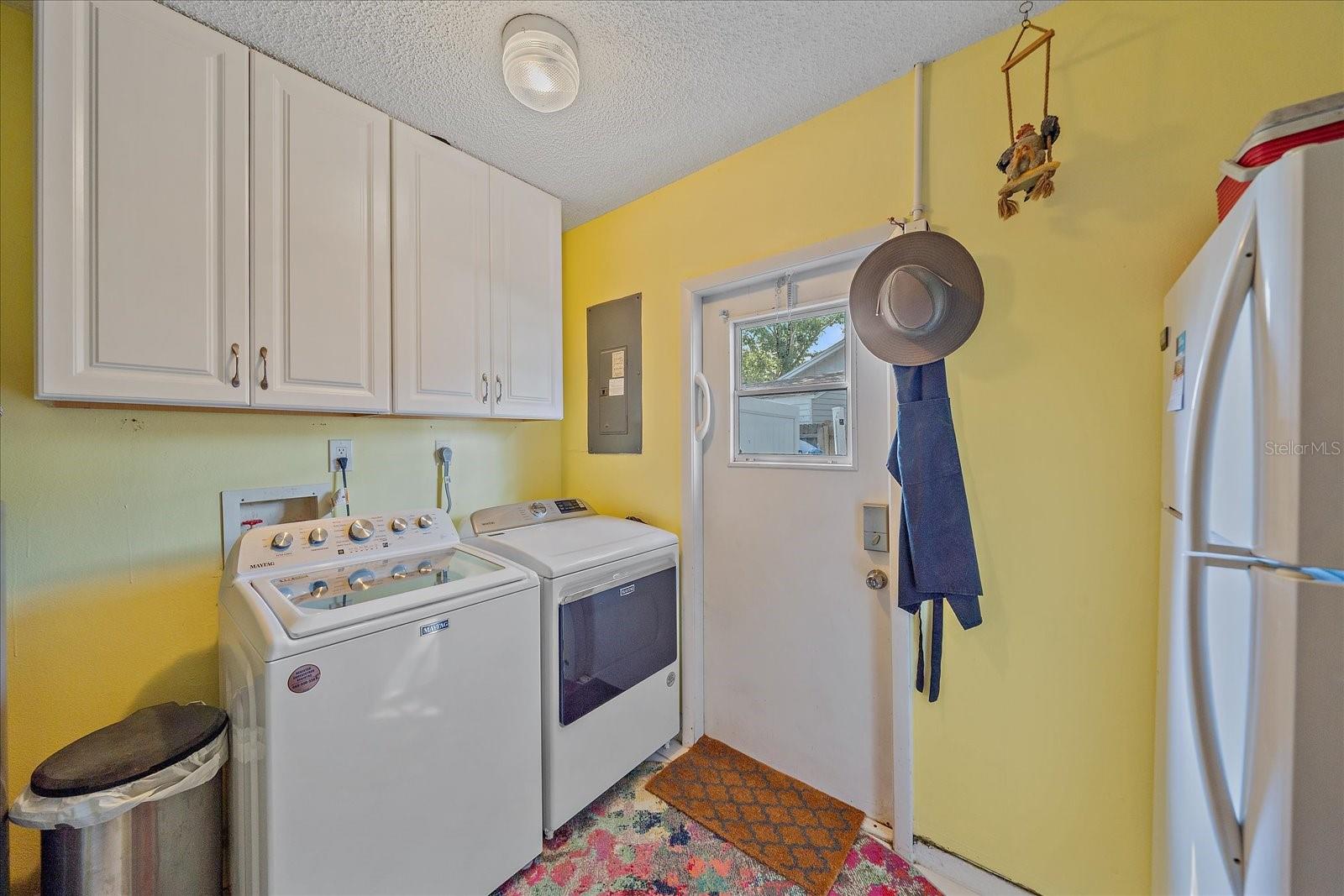 Image 23 of 37 For 3950 Vana Drive