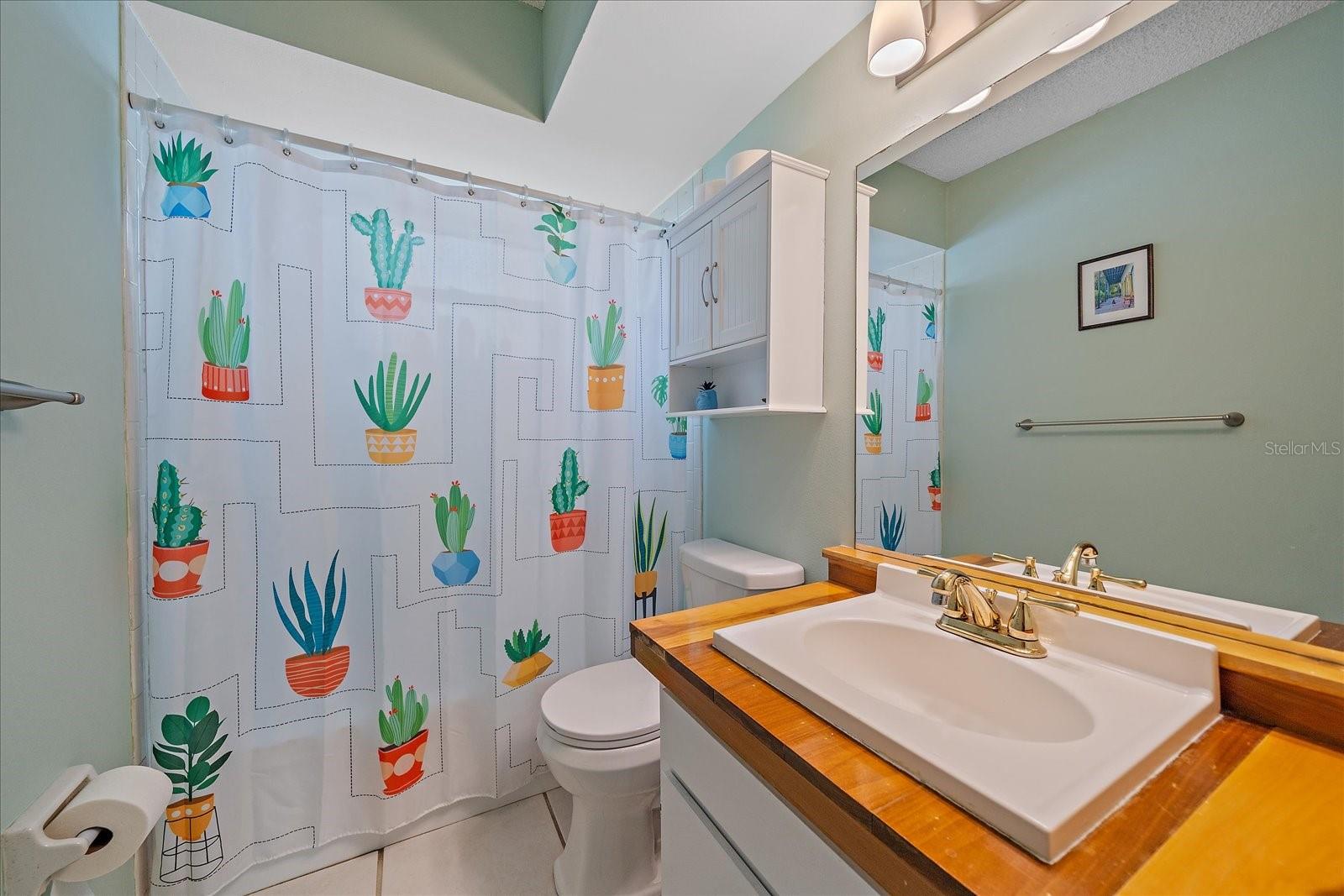 Image 24 of 37 For 3950 Vana Drive