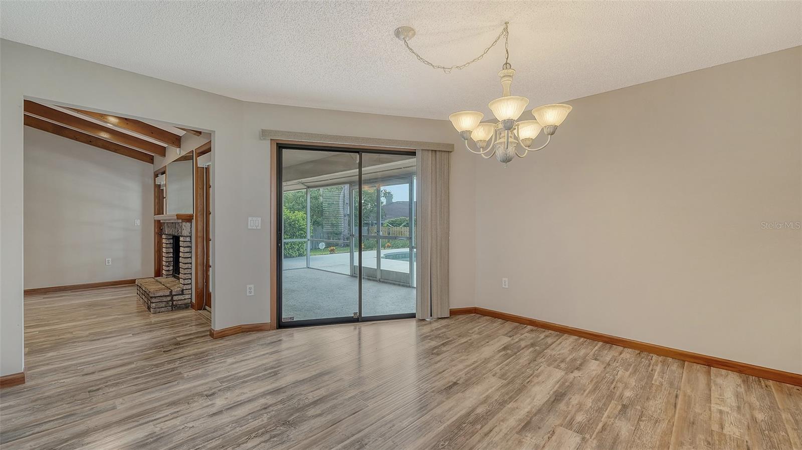 Image 11 of 61 For 8103 11th Avenue Nw