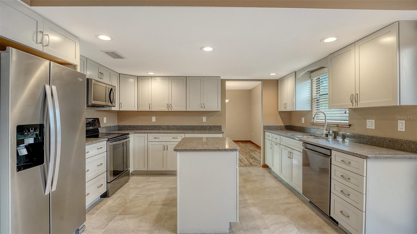 Image 12 of 61 For 8103 11th Avenue Nw