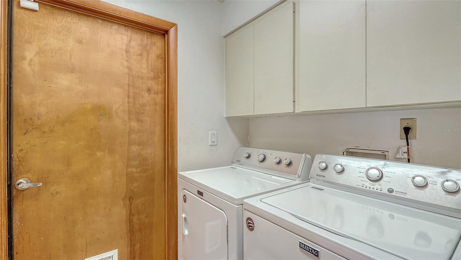 Image 35 of 61 For 8103 11th Avenue Nw