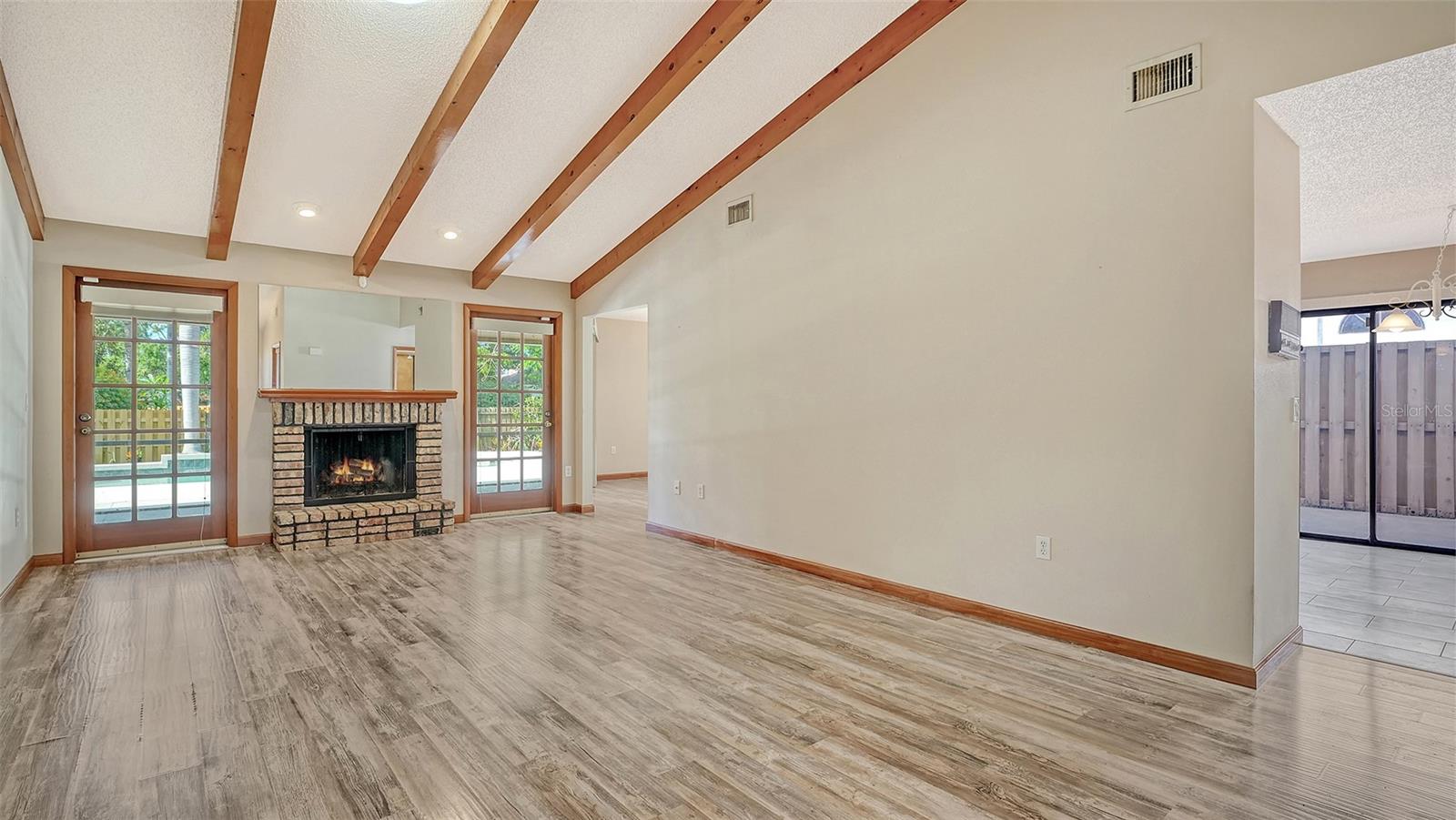 Image 6 of 61 For 8103 11th Avenue Nw