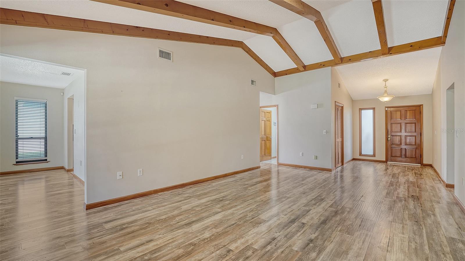 Image 8 of 61 For 8103 11th Avenue Nw