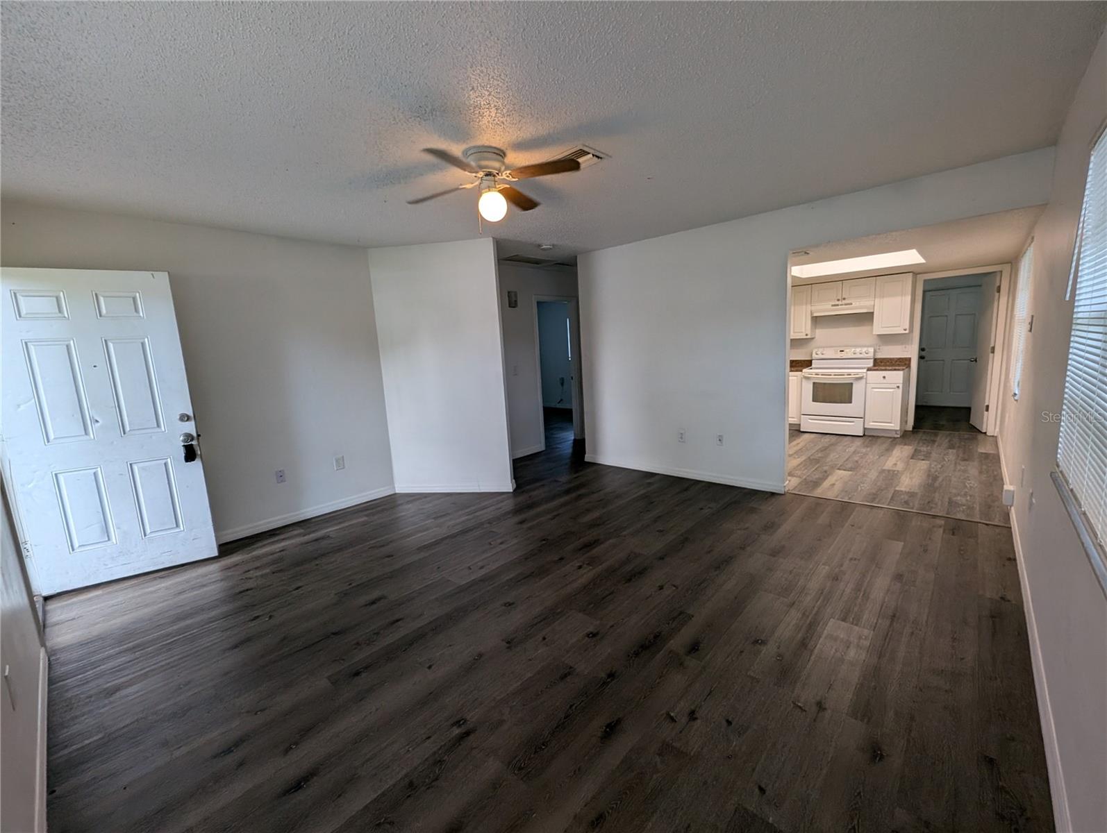 Image 4 of 12 For 3916 25th Street W