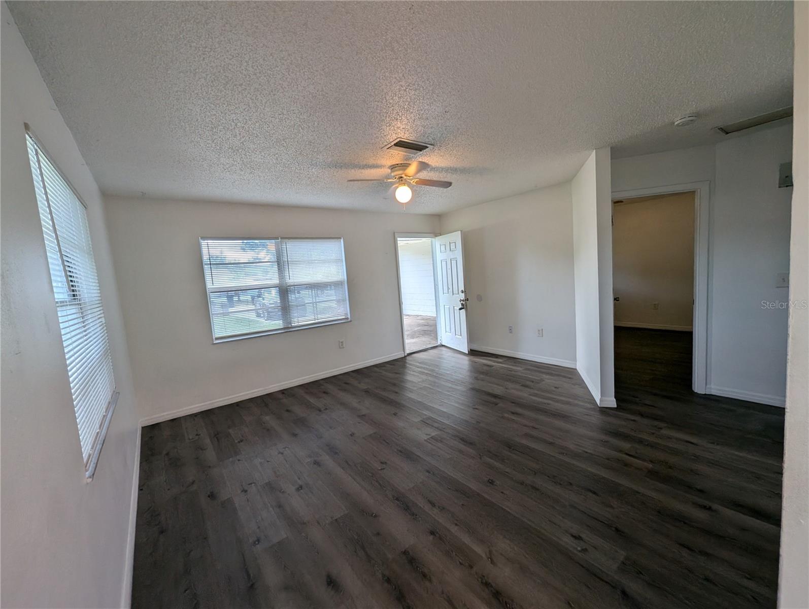 Image 5 of 12 For 3916 25th Street W