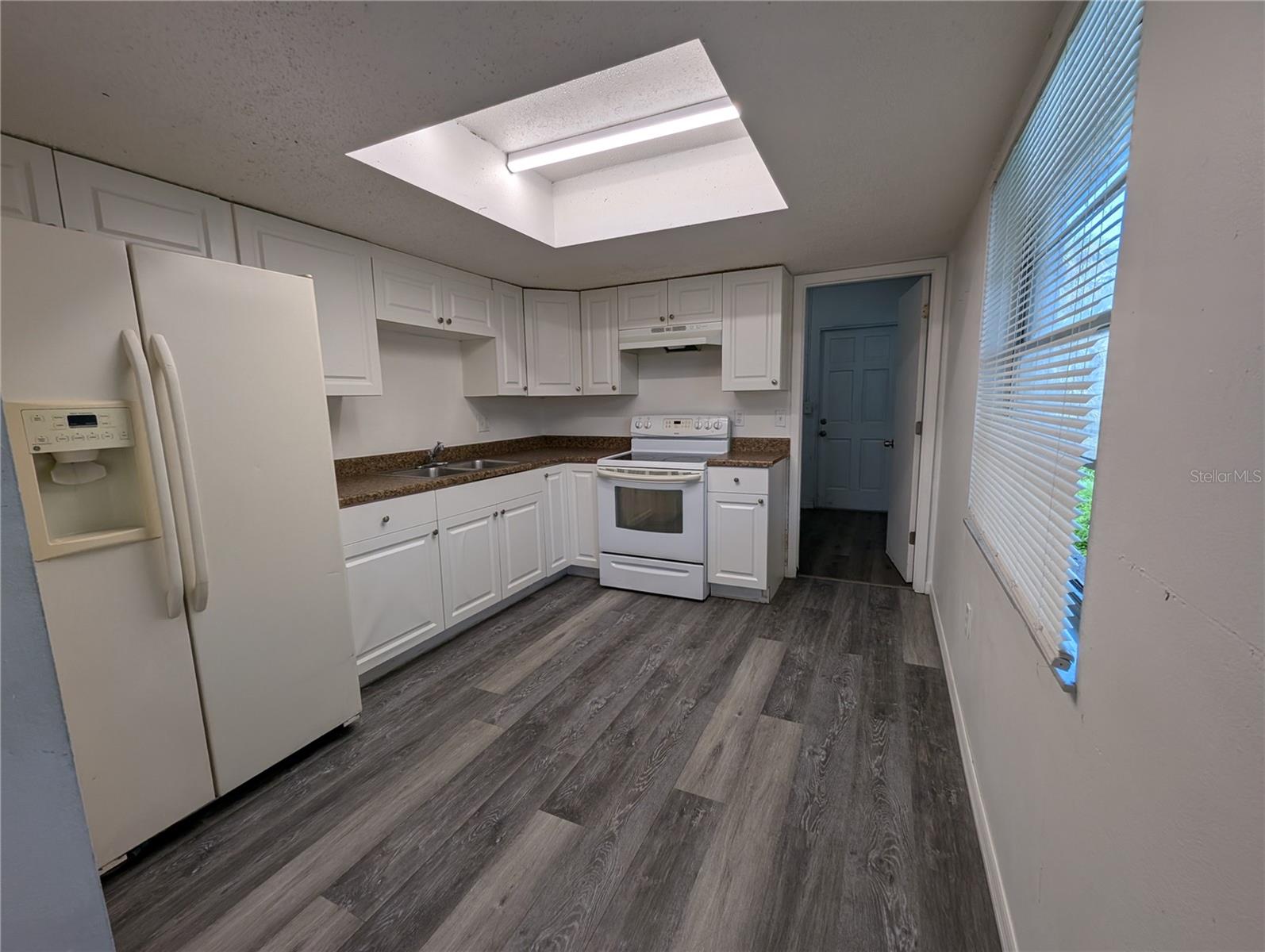 Image 6 of 12 For 3916 25th Street W