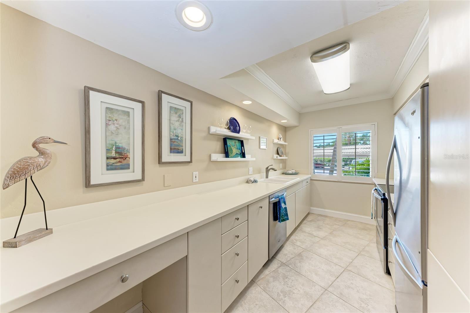 Image 16 of 52 For 4805 Gulf Of Mexico Drive 105