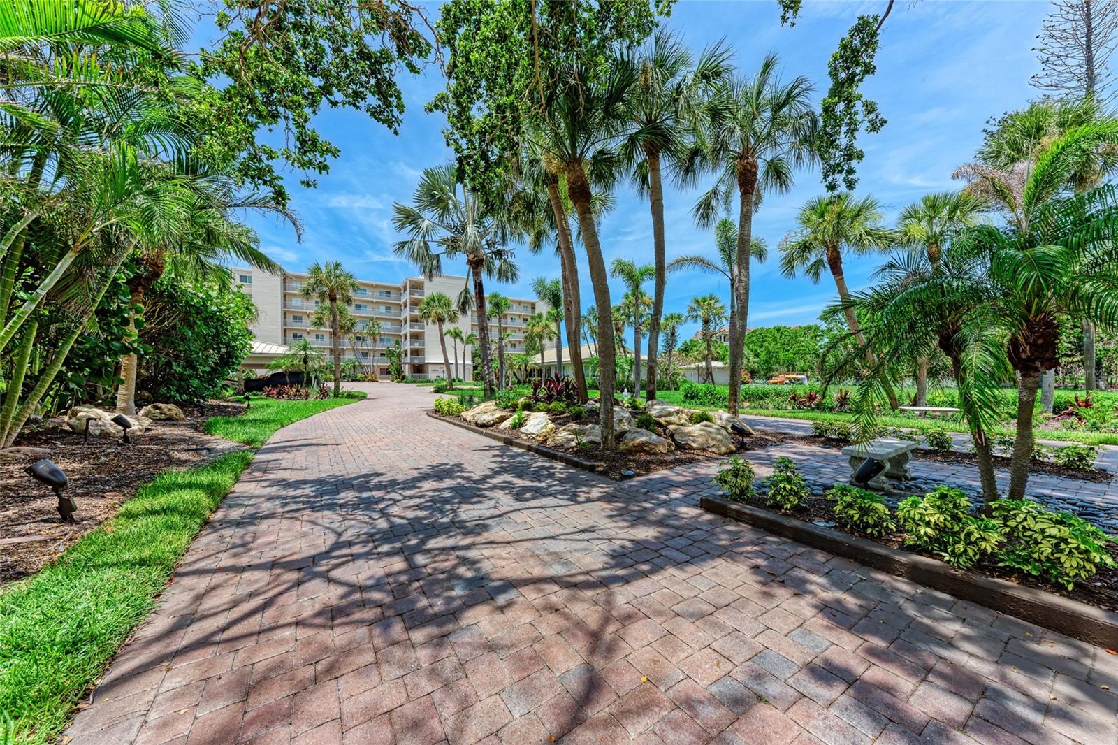 Image 32 of 52 For 4805 Gulf Of Mexico Drive 105