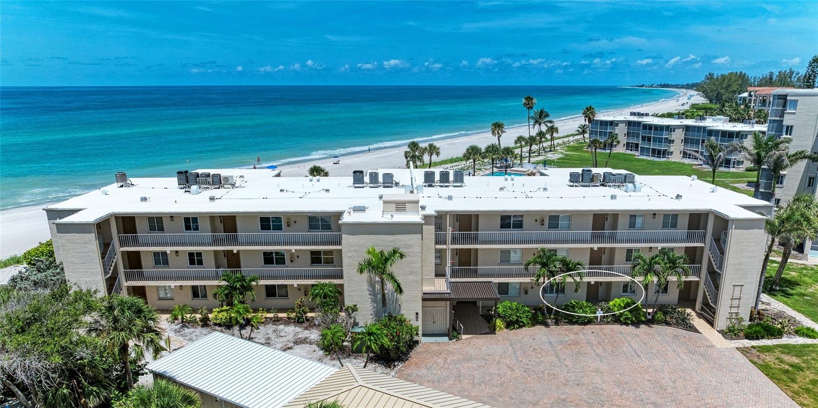 Image 5 of 52 For 4805 Gulf Of Mexico Drive 105