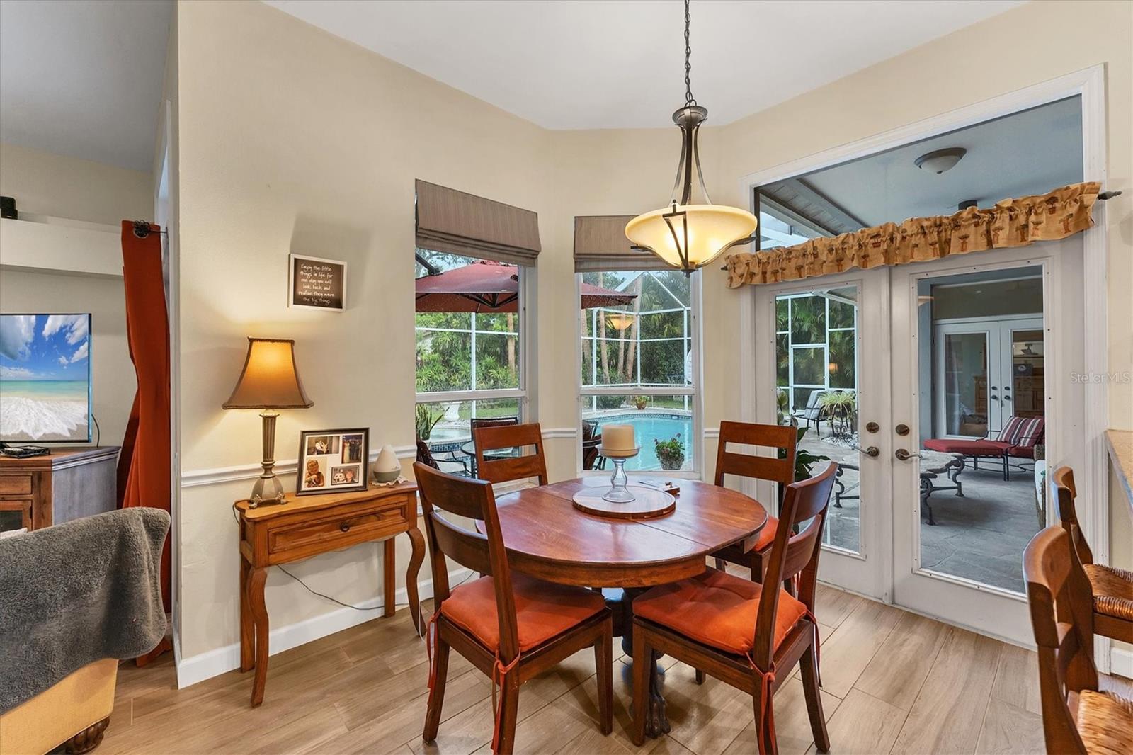Image 12 of 39 For 4888 Winterhaven Drive