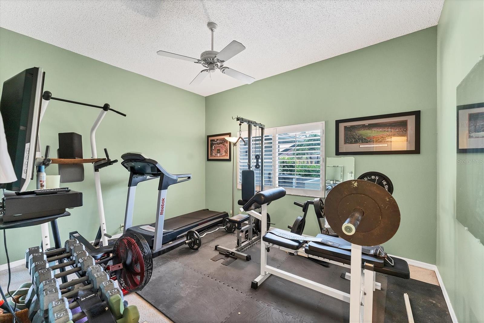 Image 23 of 39 For 4888 Winterhaven Drive