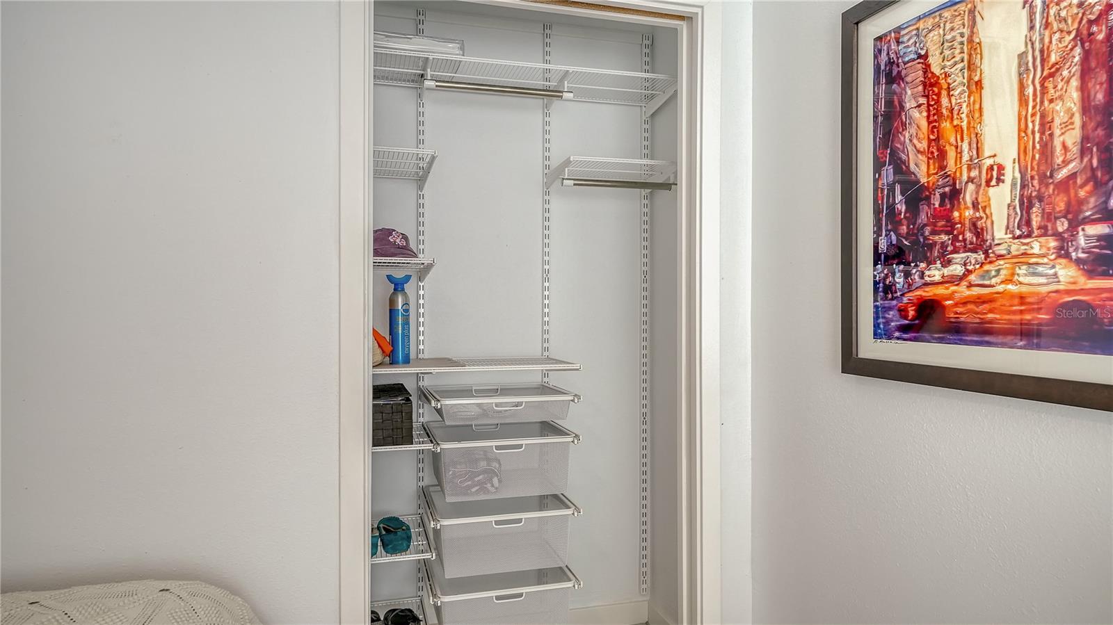 Image 32 of 72 For 1542 Oak Street 102