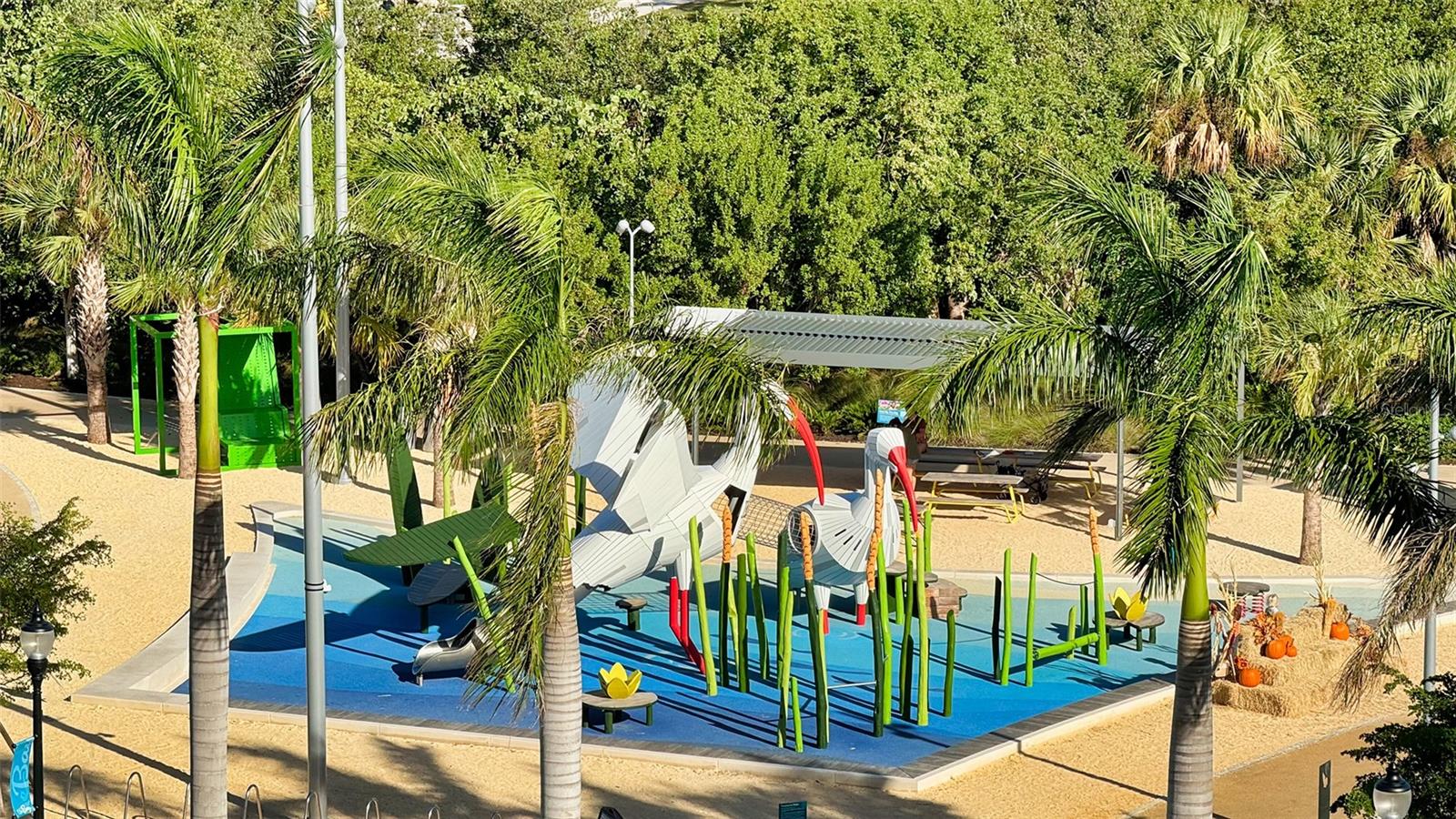 Image 69 of 72 For 1542 Oak Street 102