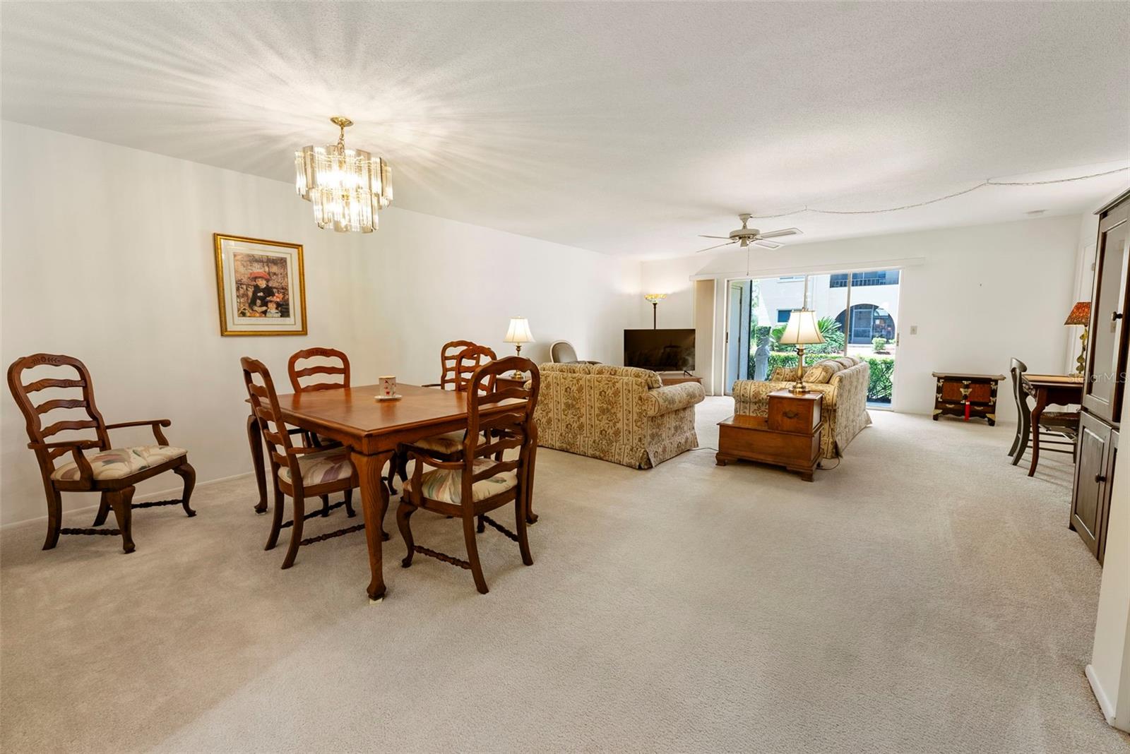 Image 16 of 40 For 213 Rubens Drive D