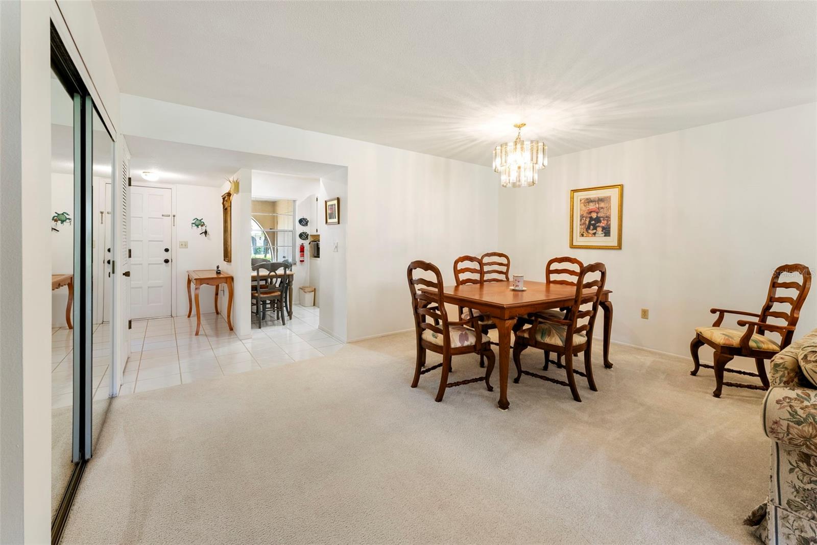 Image 17 of 40 For 213 Rubens Drive D