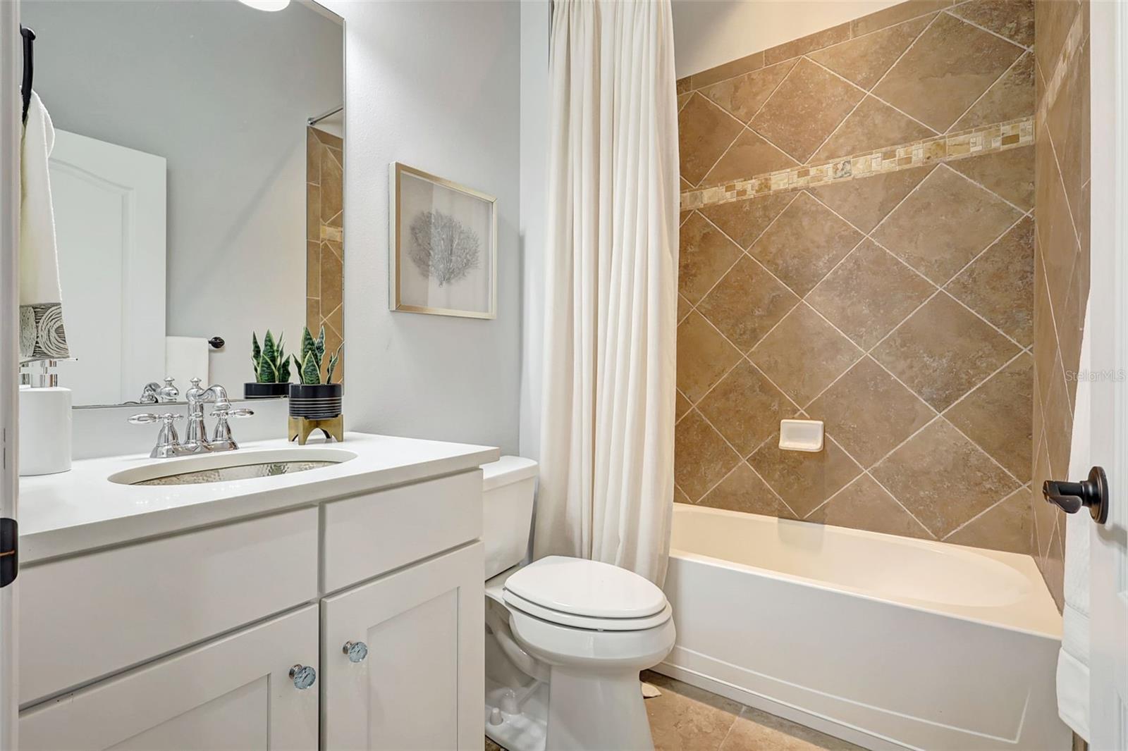 Image 32 of 77 For 111 172nd Street E