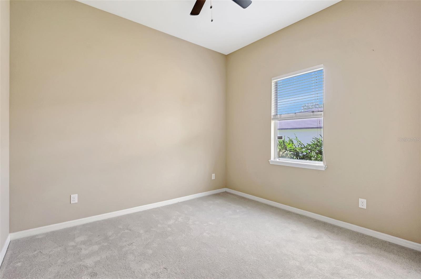 Image 36 of 77 For 111 172nd Street E