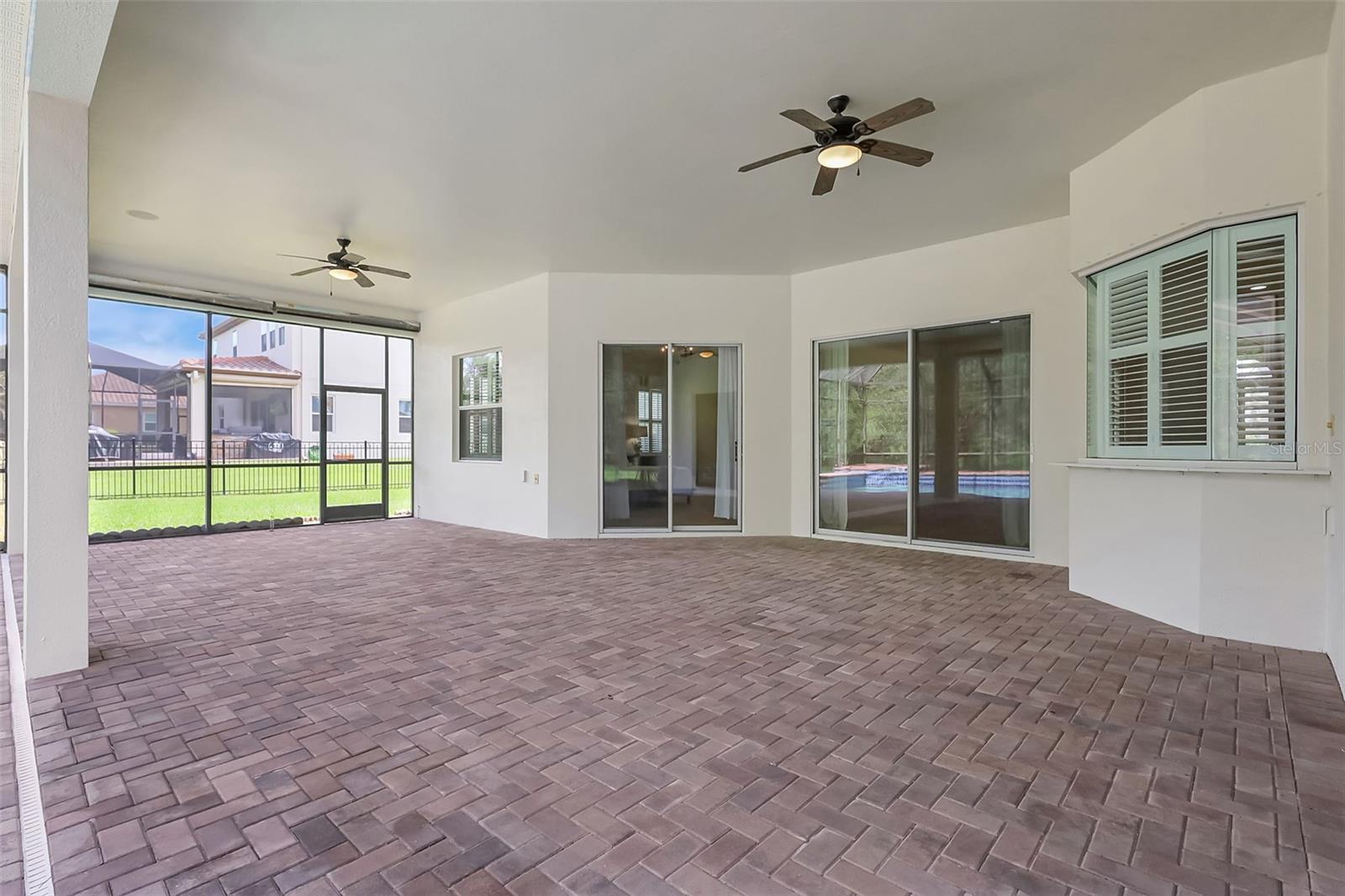 Image 47 of 77 For 111 172nd Street E