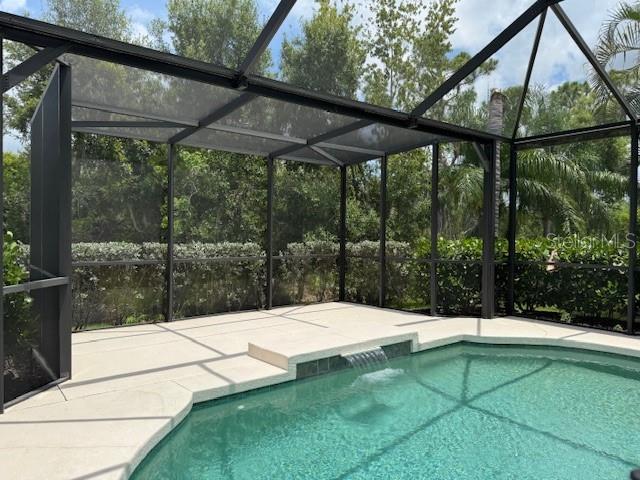 Image 12 of 35 For 7275 Lismore Court