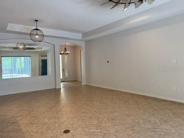 Image 29 of 35 For 7275 Lismore Court