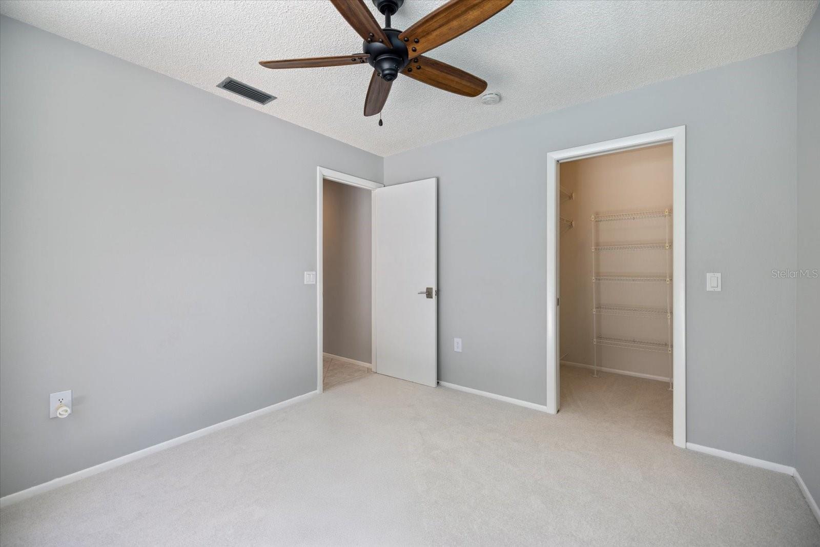 Image 21 of 49 For 4662 Long Lake Drive