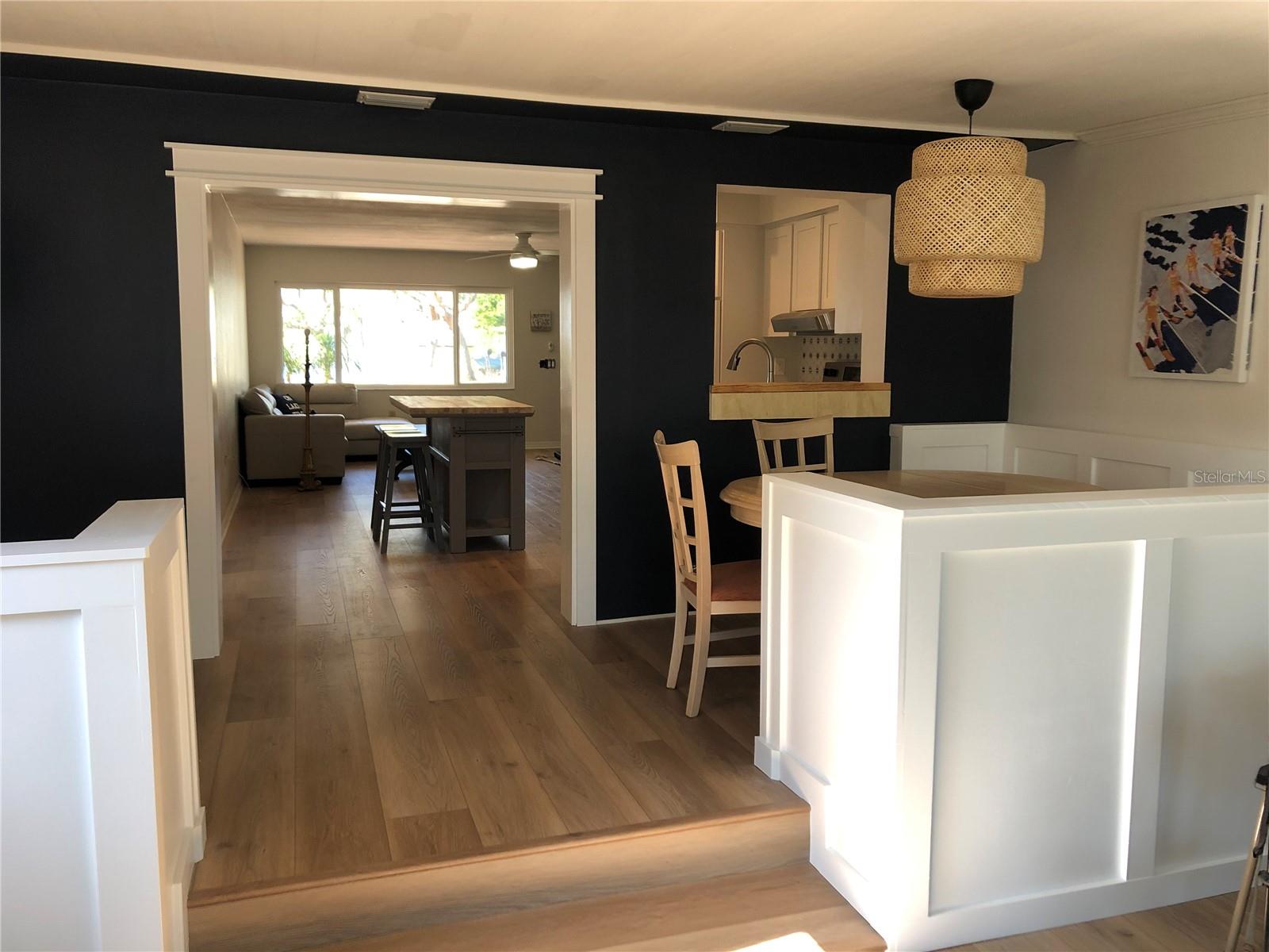 Listing photo id 3 for 741 Ohlinger Road