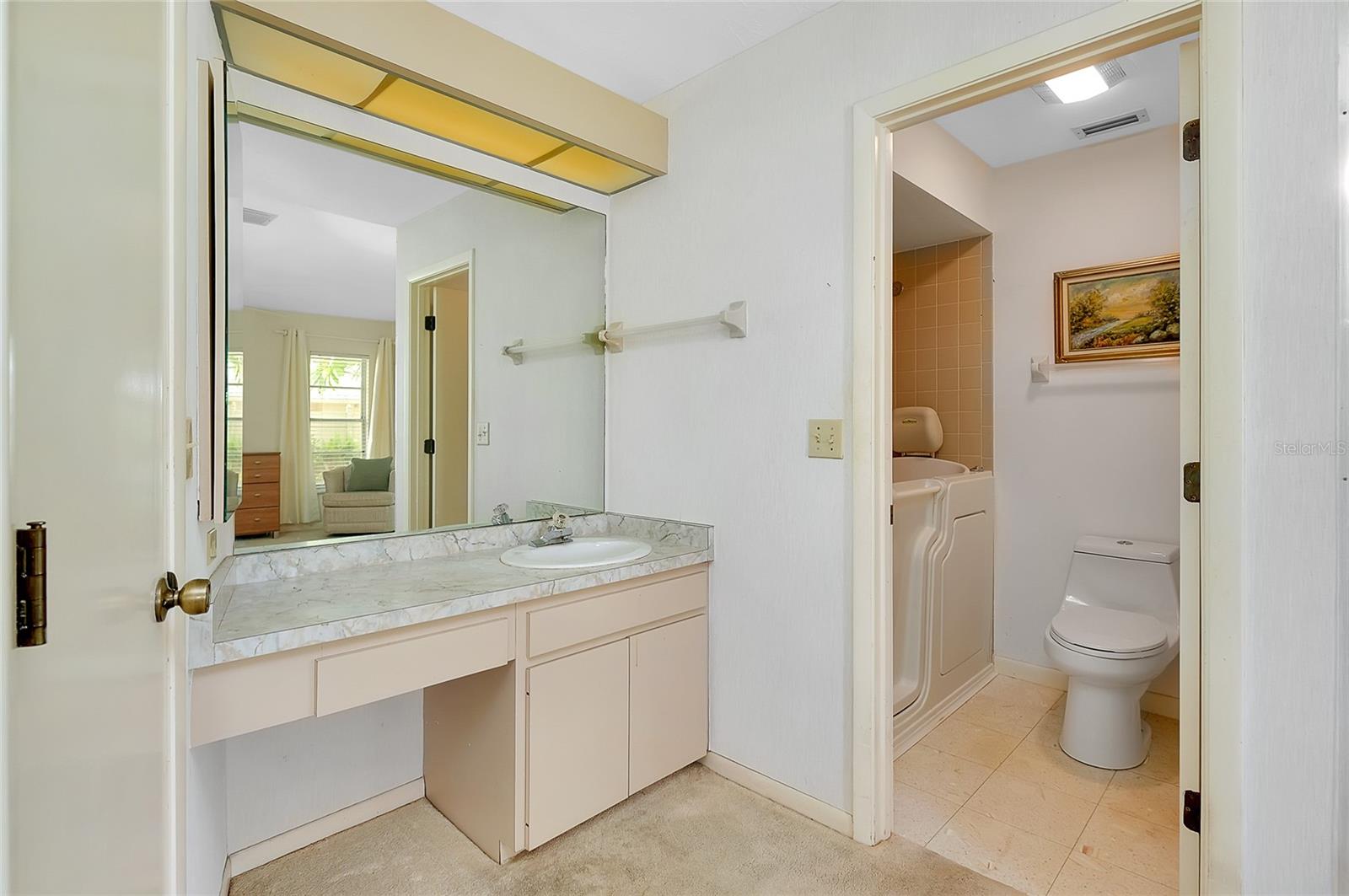 Image 20 of 29 For 4339 Bowling Green Circle 19