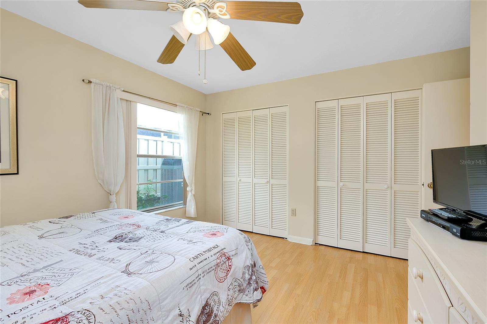 Image 23 of 29 For 4339 Bowling Green Circle 19