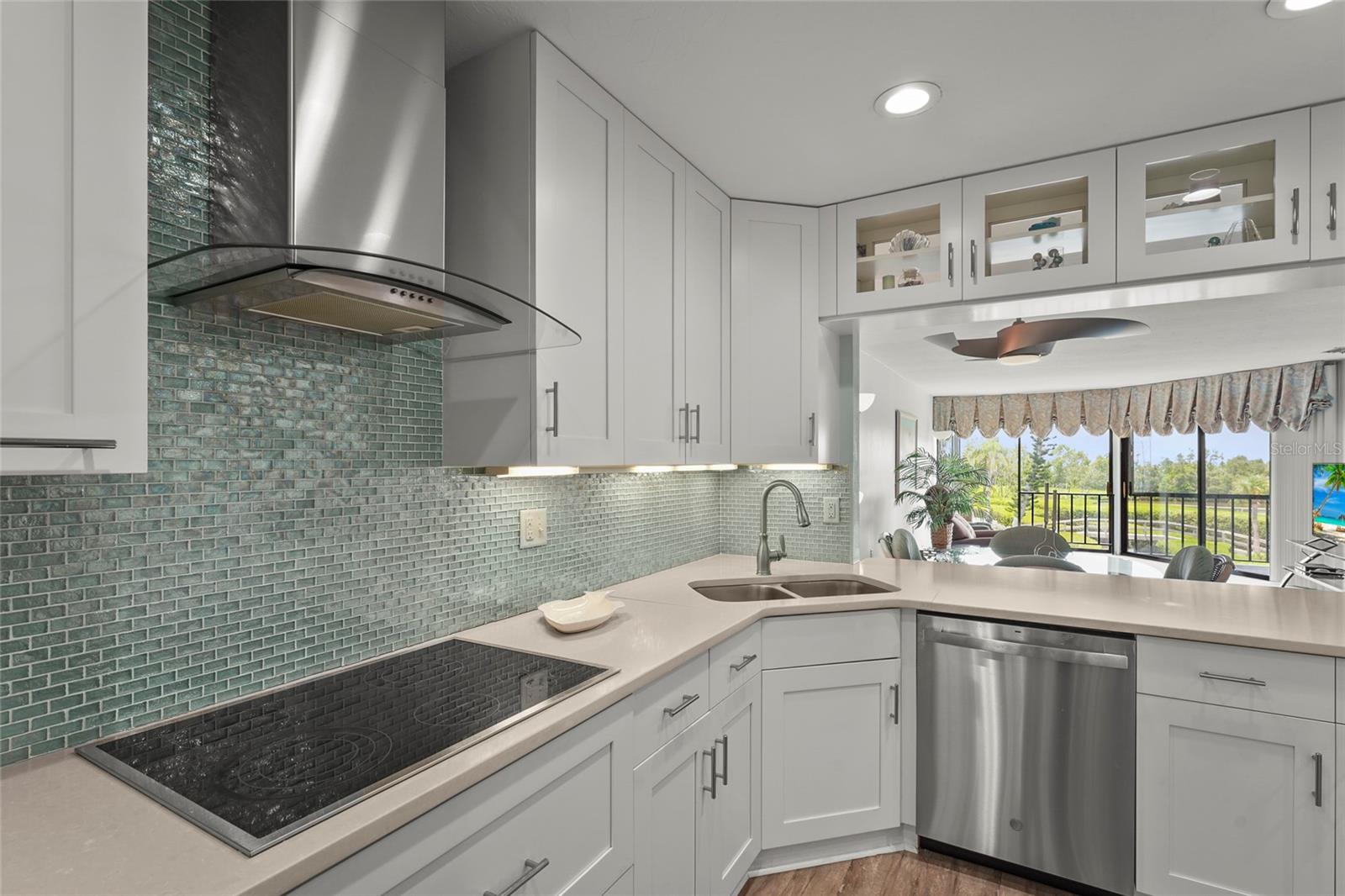 Image 10 of 67 For 3705 Bay Drive 205
