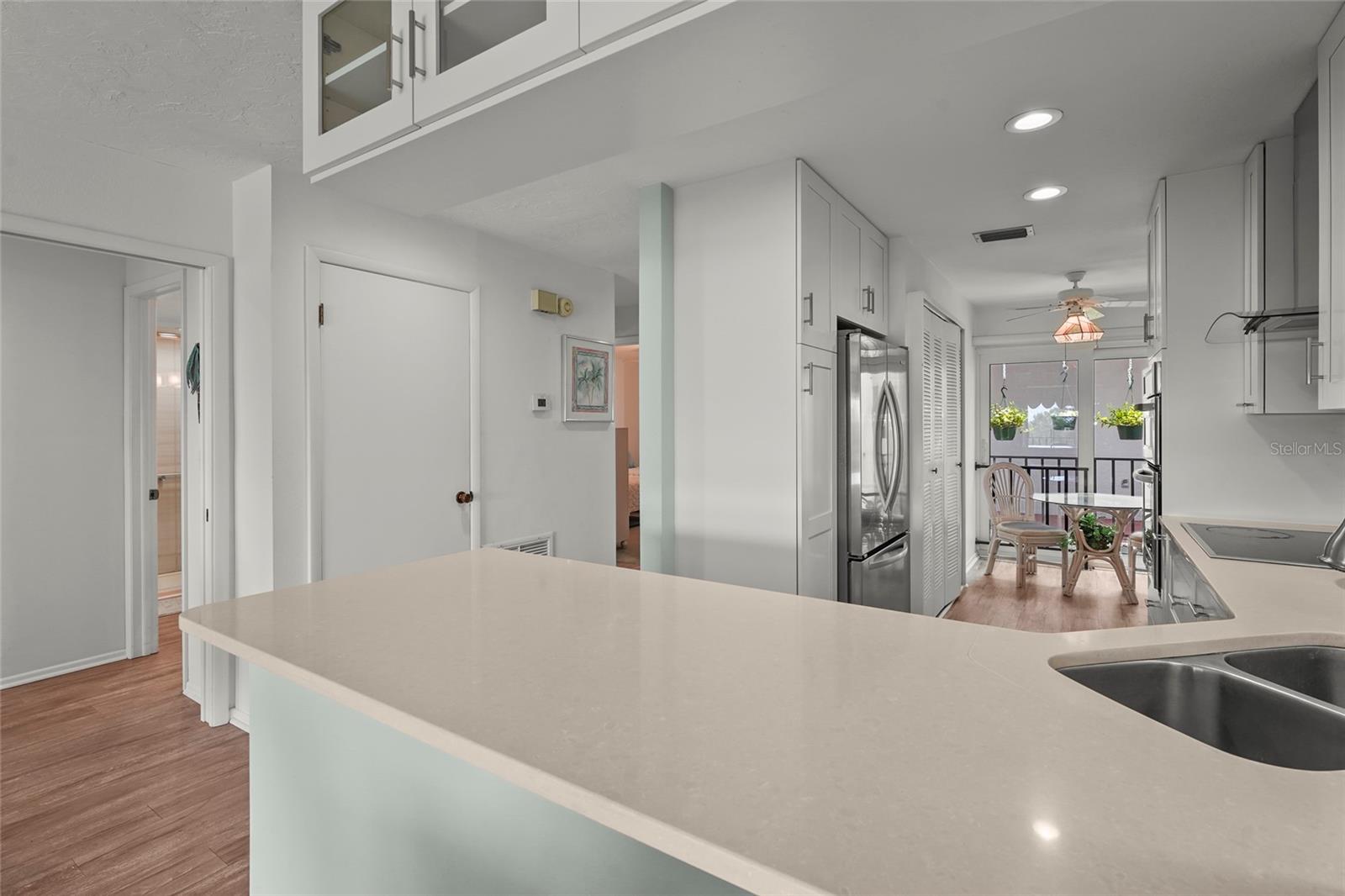 Image 9 of 67 For 3705 Bay Drive 205
