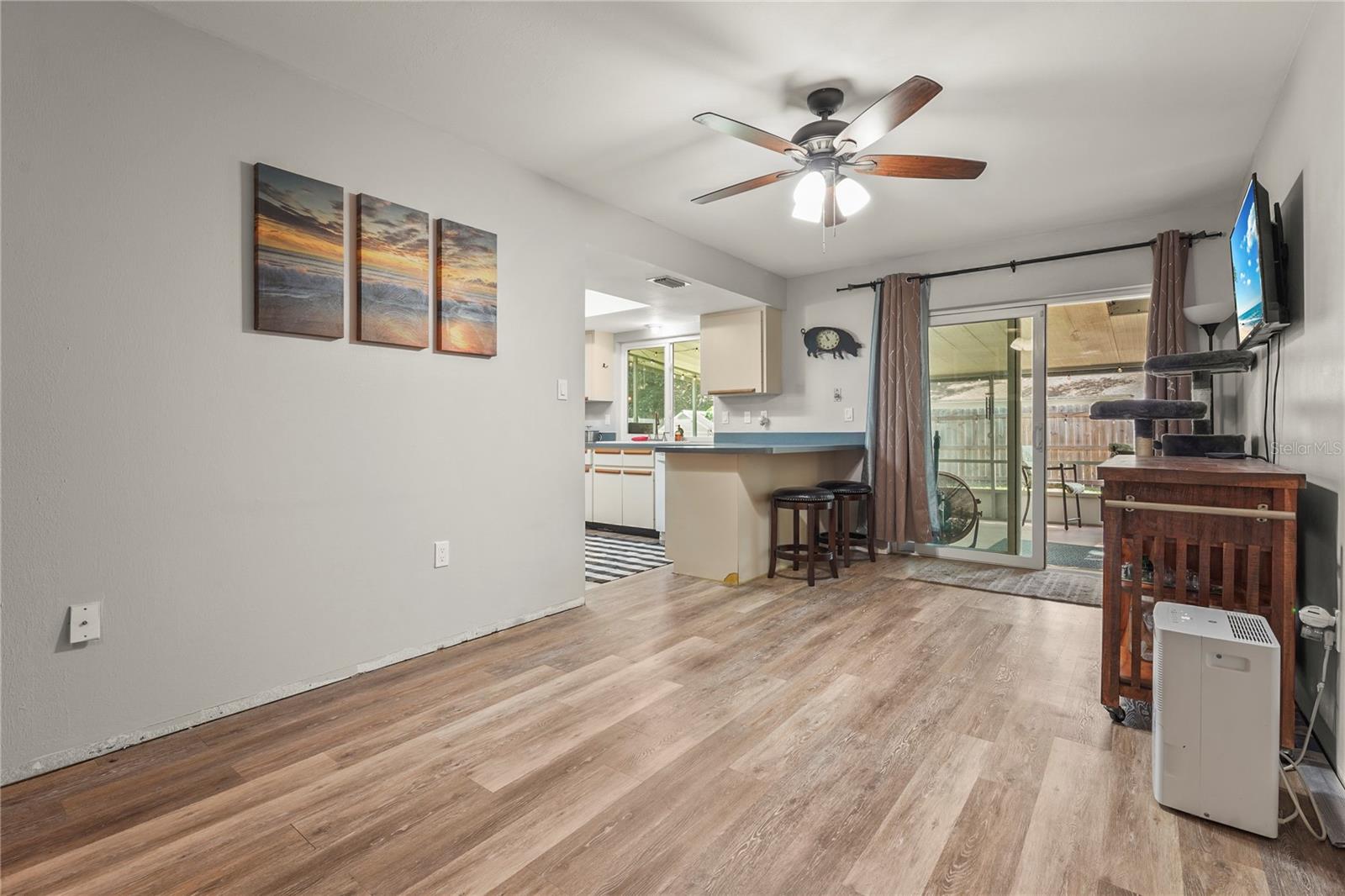 Image 11 of 49 For 5537 Rollingwood Drive