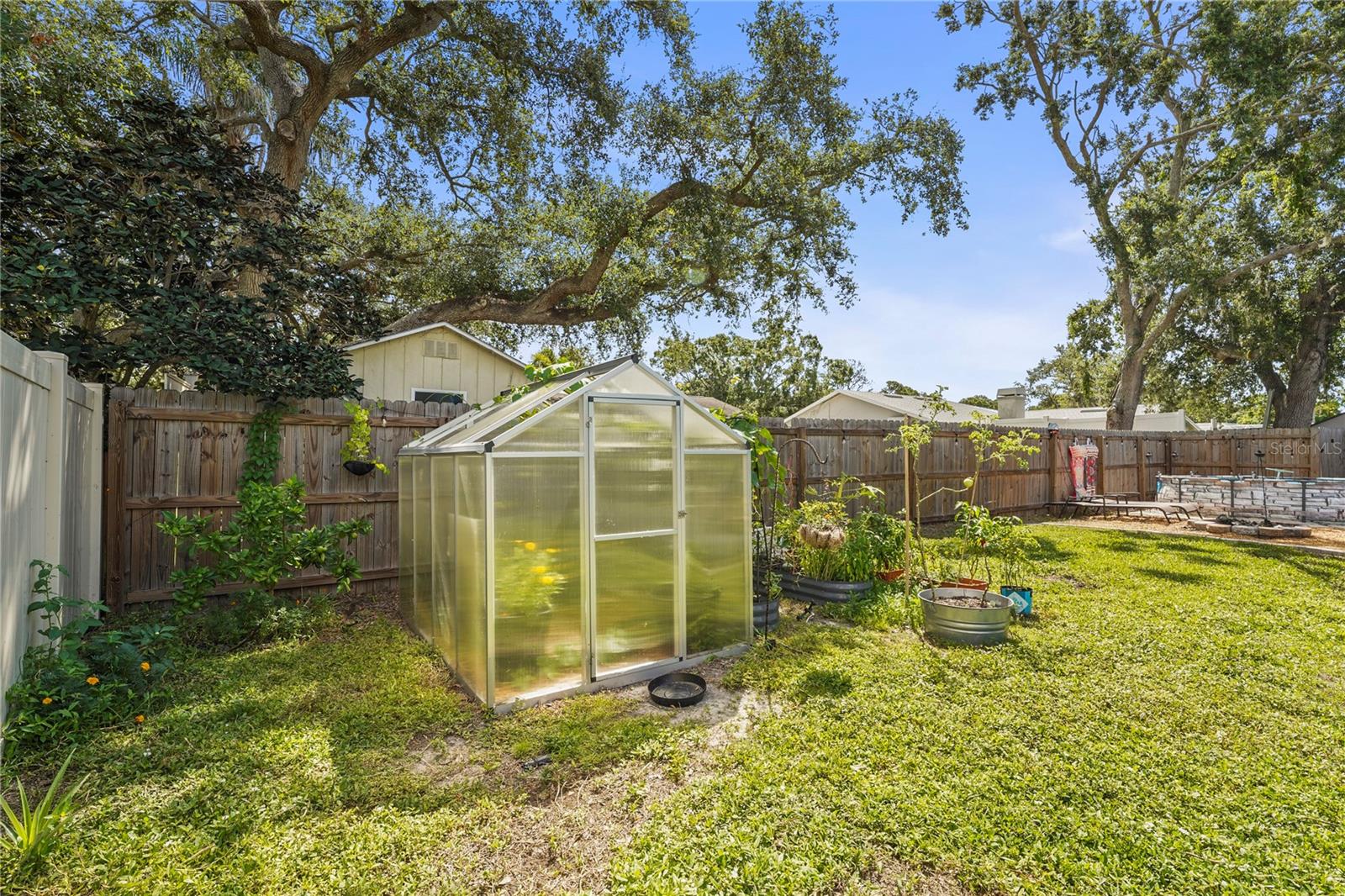 Image 17 of 49 For 5537 Rollingwood Drive