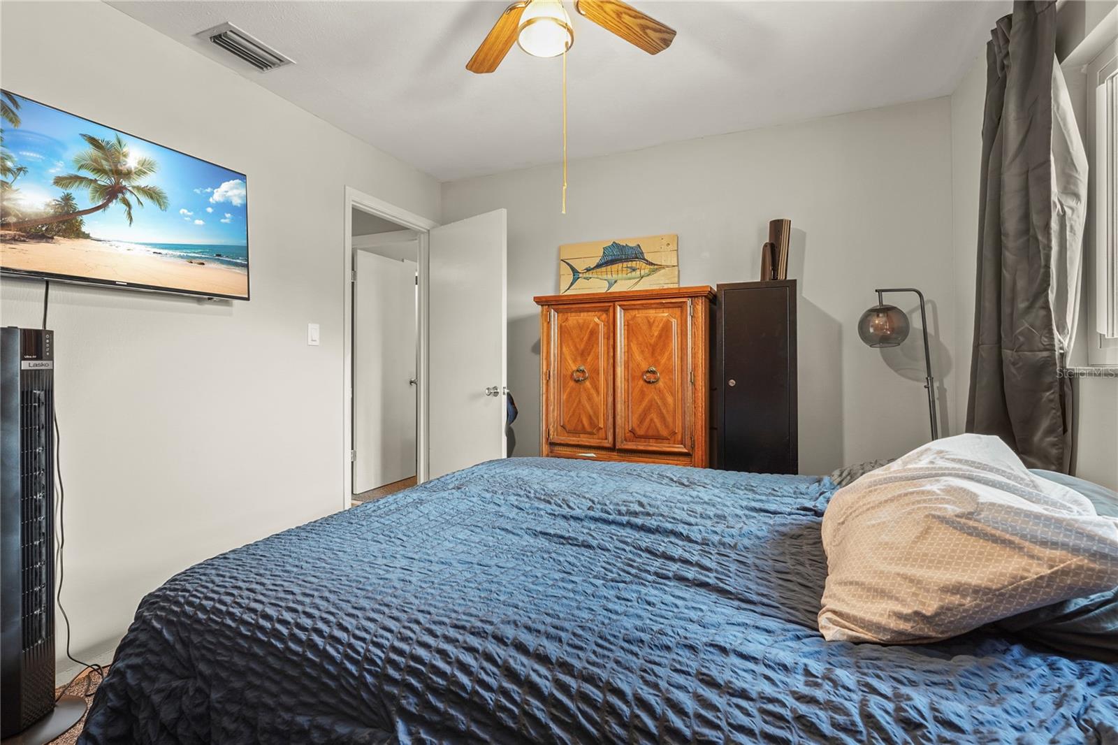 Image 40 of 49 For 5537 Rollingwood Drive