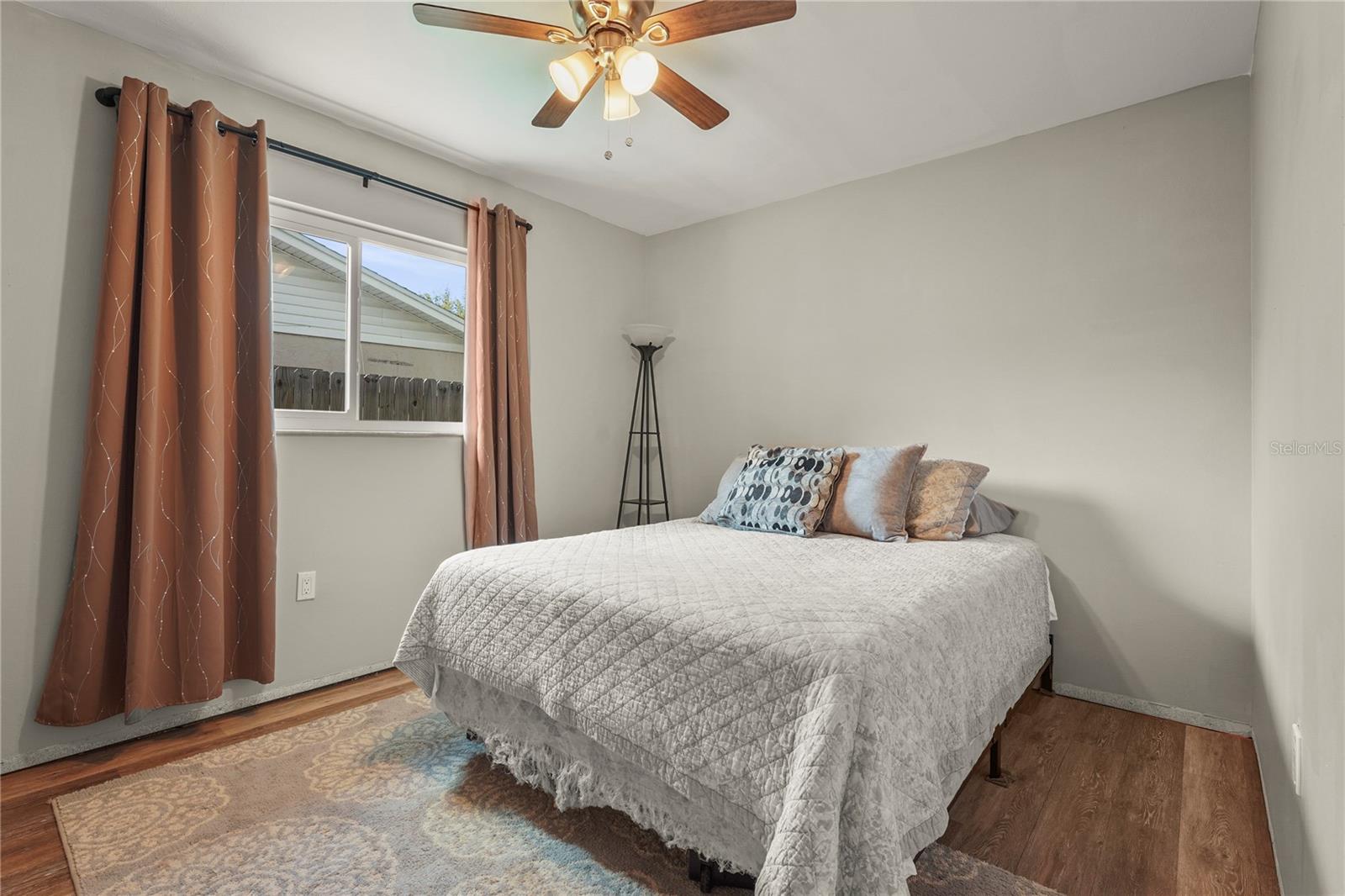 Image 41 of 49 For 5537 Rollingwood Drive