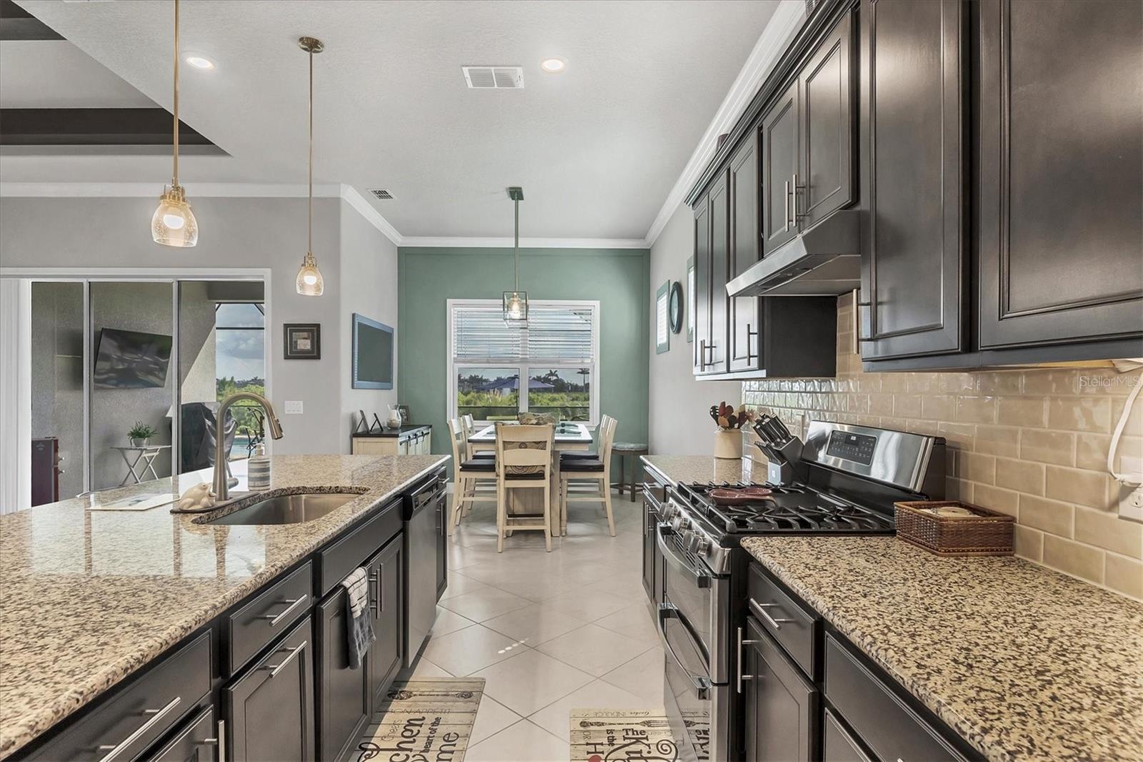 Image 12 of 54 For 10347 Coastal Shores Drive