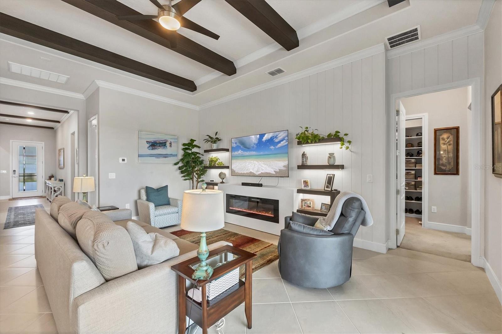 Image 6 of 54 For 10347 Coastal Shores Drive
