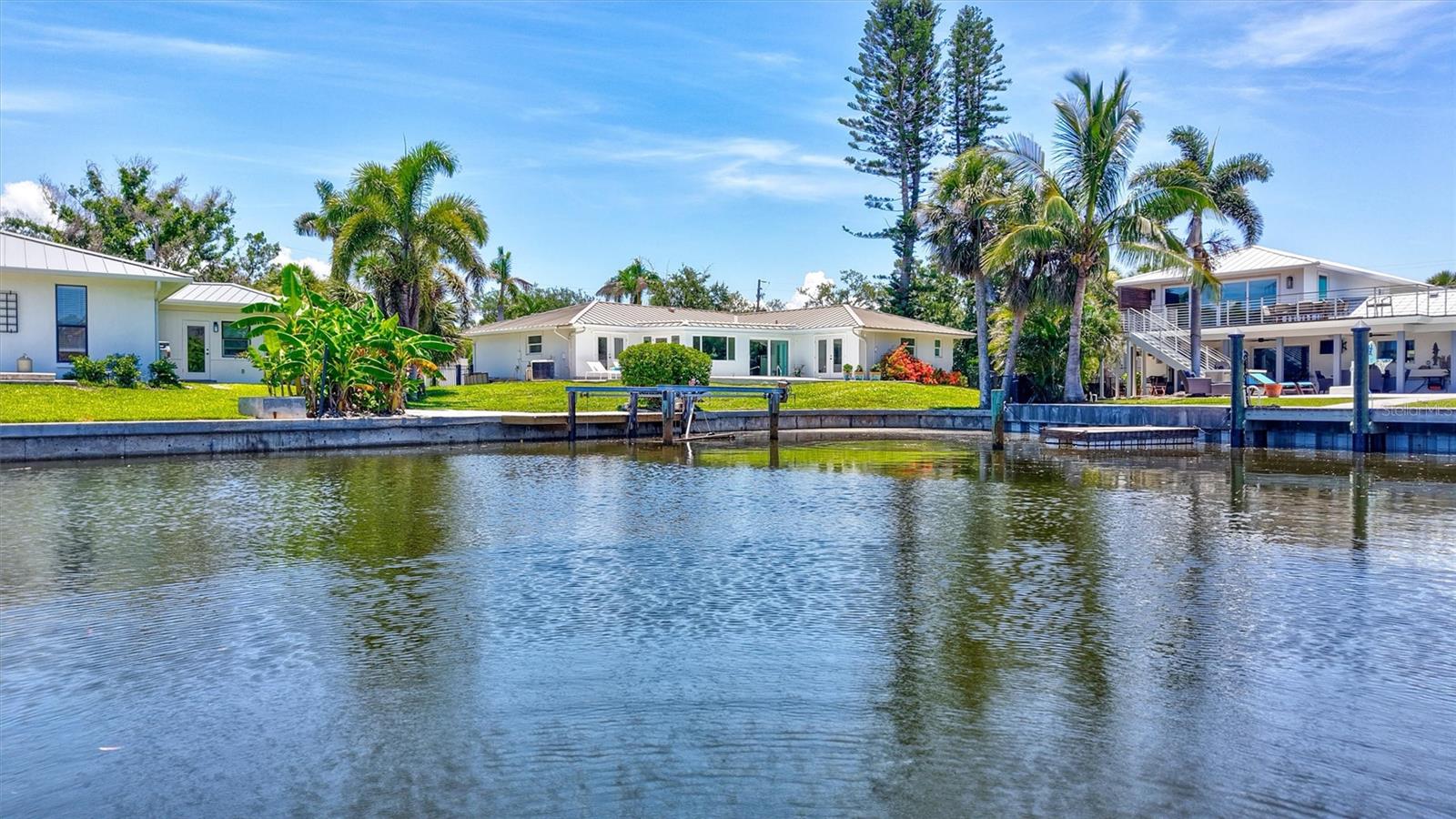 Image 12 of 96 For 6962 Belgrave Drive