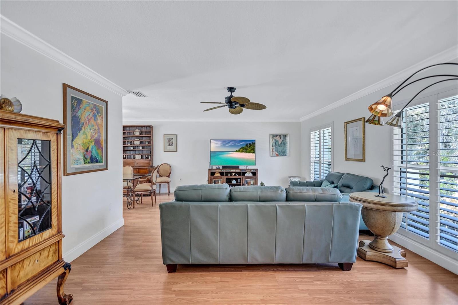 Image 27 of 96 For 6962 Belgrave Drive