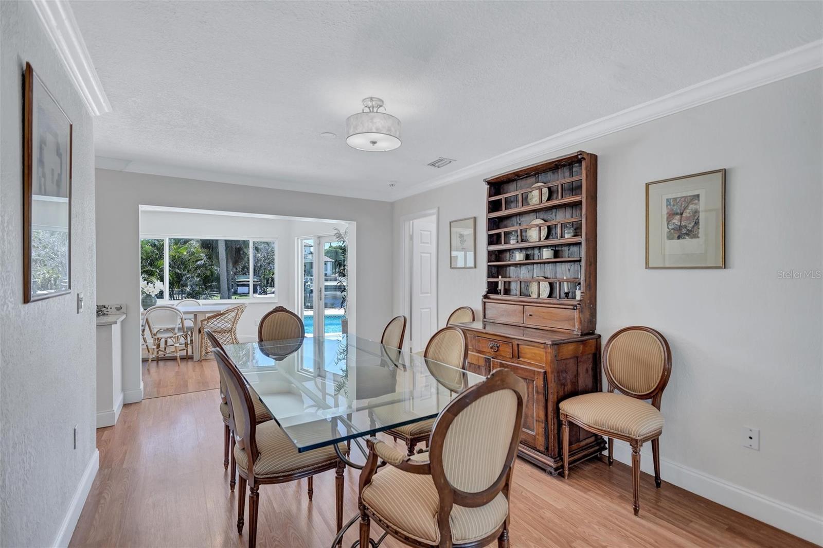 Image 30 of 96 For 6962 Belgrave Drive