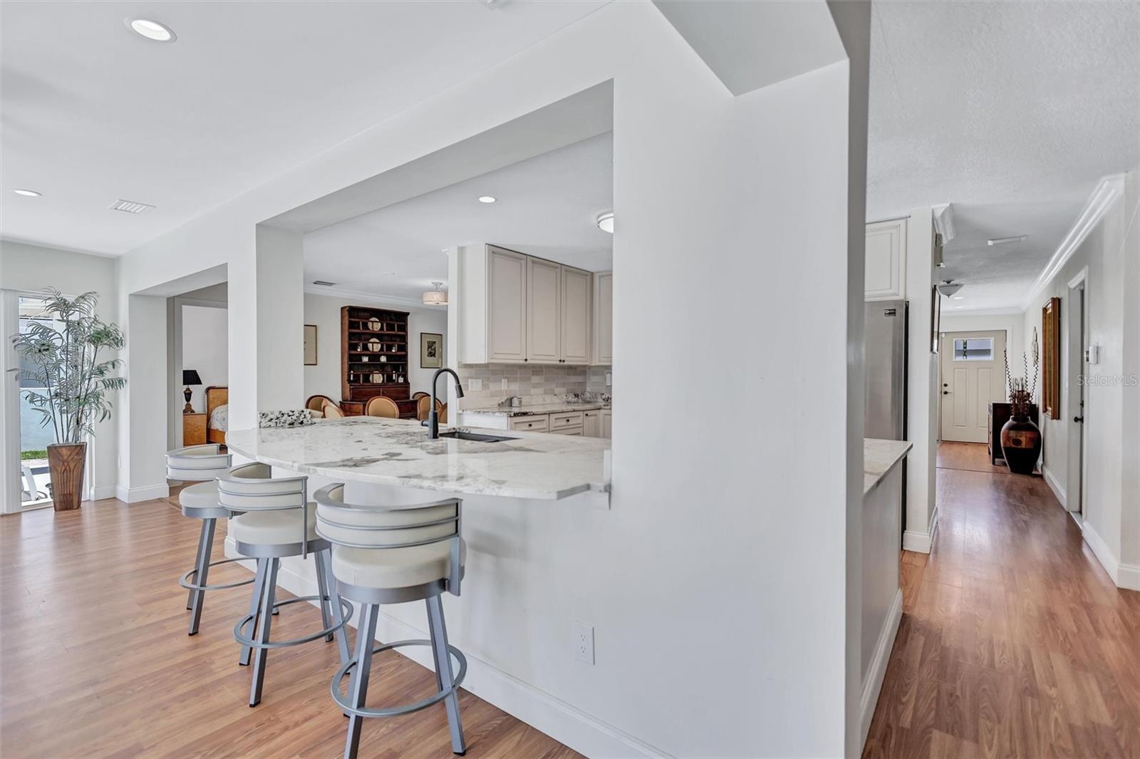 Image 38 of 96 For 6962 Belgrave Drive